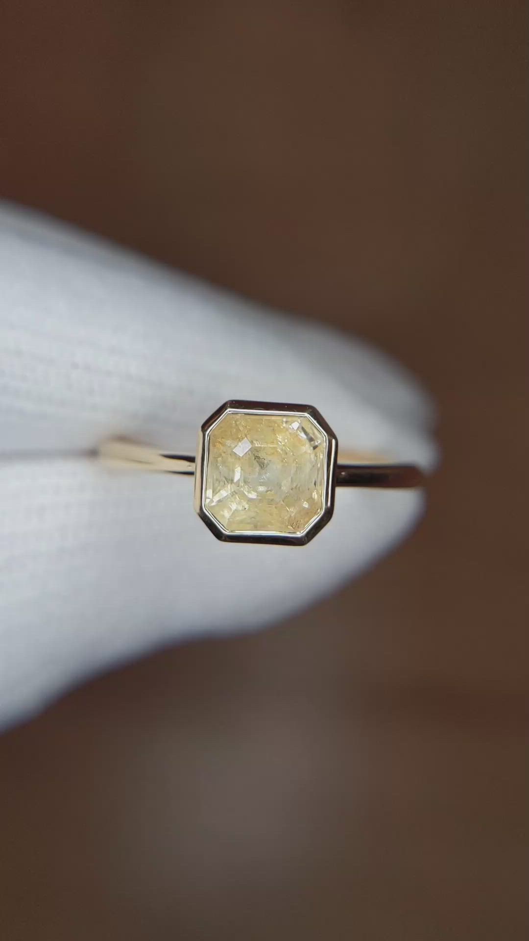 1.87 Ct. Yellow Sapphire Bezel Ring, 18K Yellow Gold Size Video