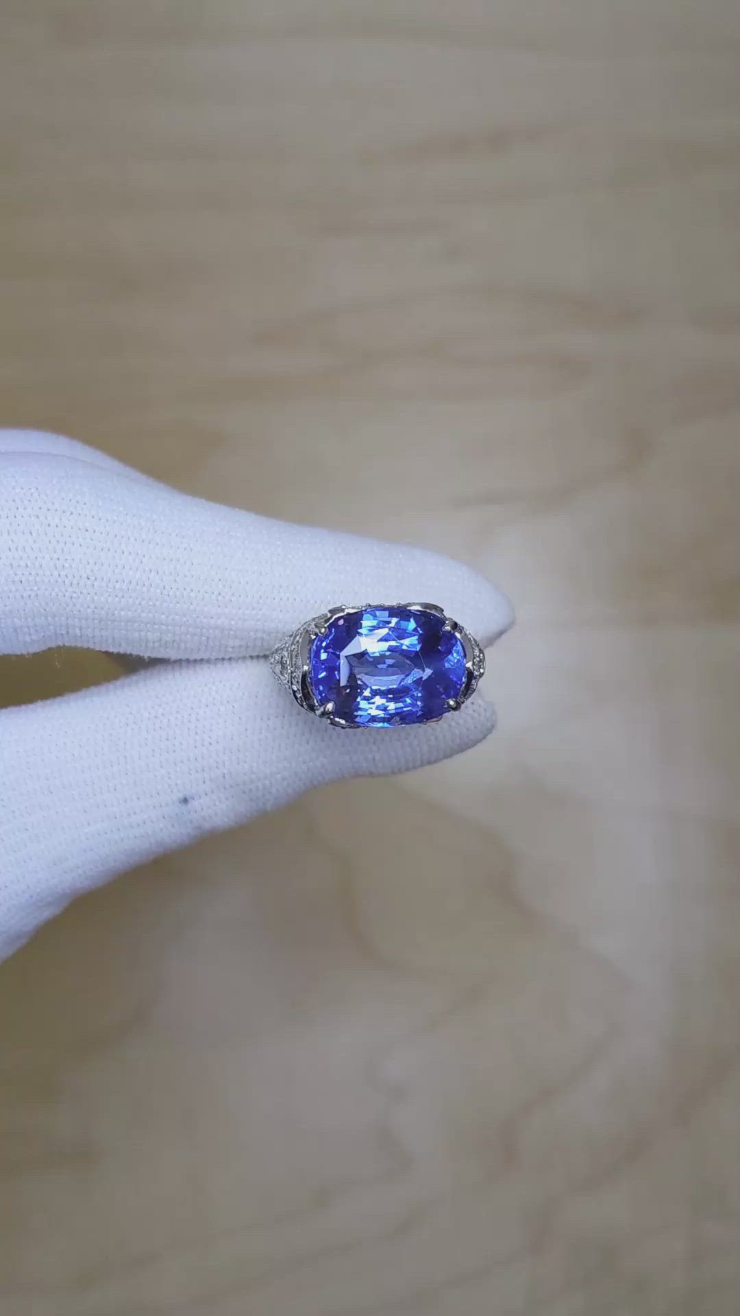 9.07 Ct. Blue Sapphire and Natural Diamond Antique Style Ring, 14K Yellow Gold Size Video