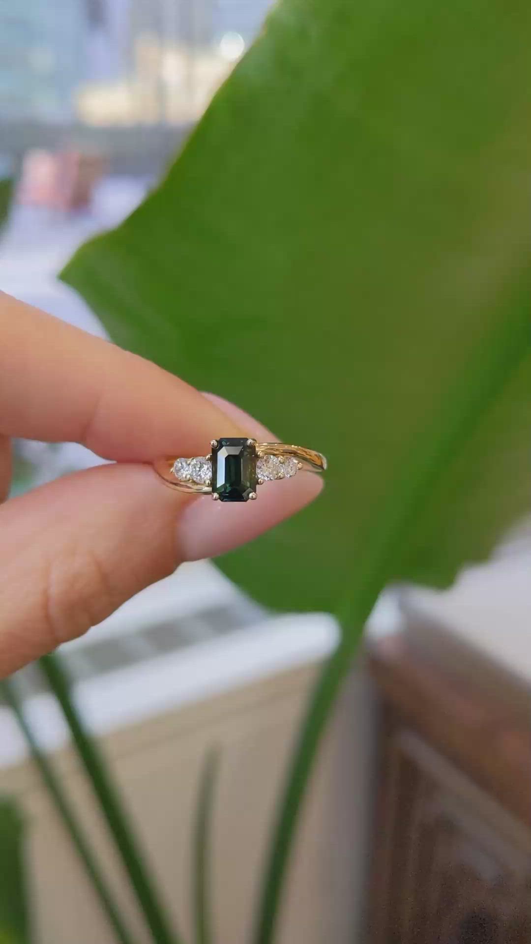 1.14 Ct. Green Sapphire and Lab Grown Diamond Accent Stones Ring, 14K Yellow Gold Size Video