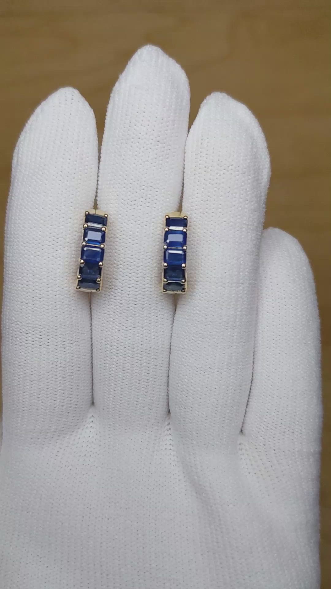 2.80&nbsp;Ct.Tw.Total Carat Weight Blue Sapphire Hoops Earrings, 14K Yellow Gold Size Video