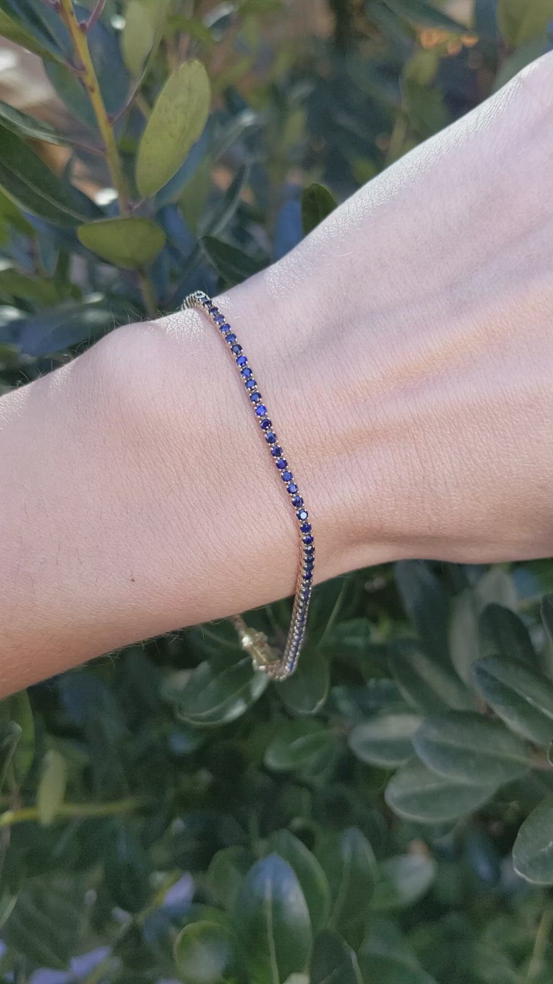 2.22 Ct.Tw.Total Carat Weight Blue Sapphire Tennis/Line Bracelet, 14K Yellow Gold Size Video
