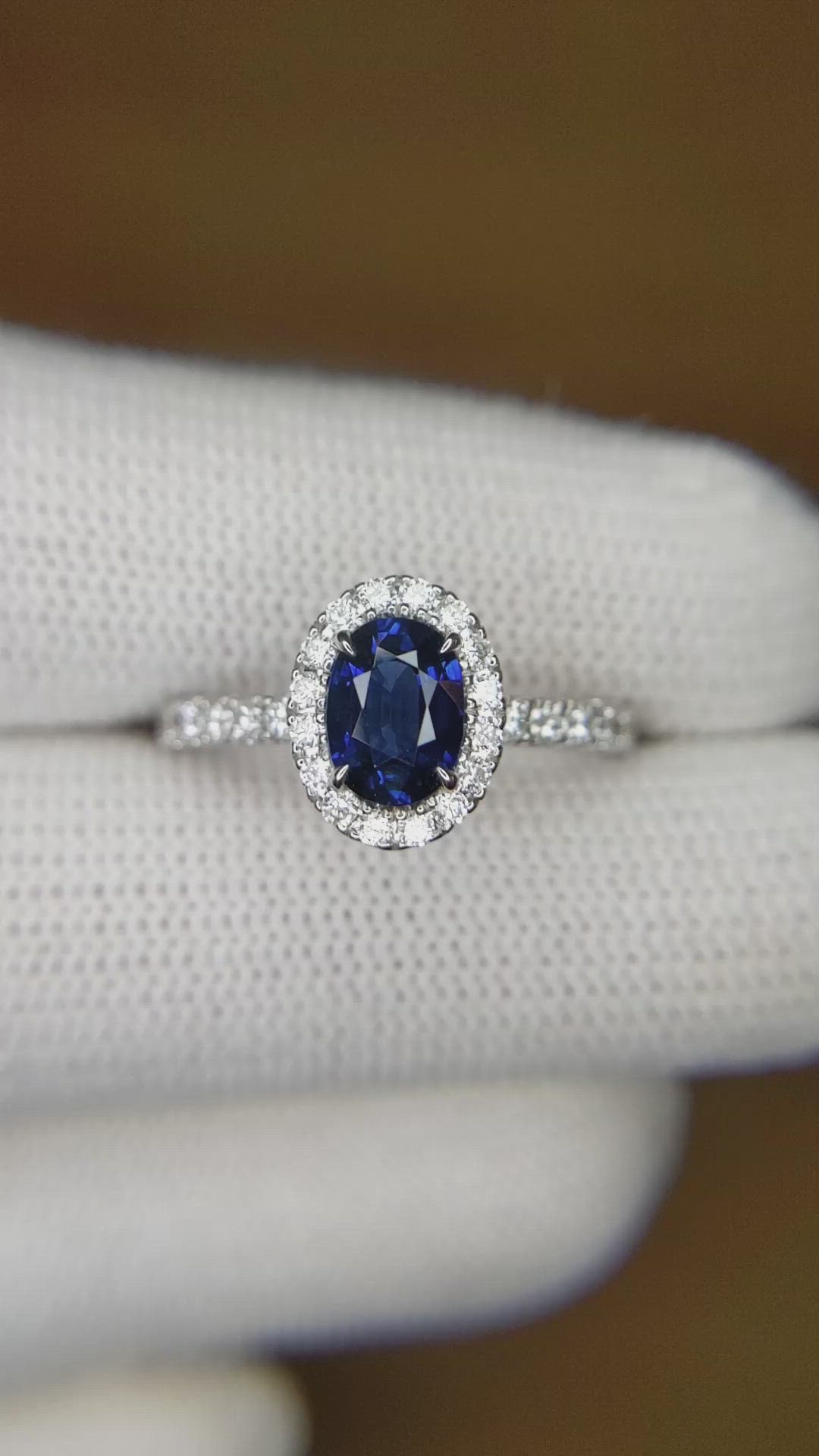 1.00 Ct. Blue Sapphire and Natural Diamond Pave Ring, 18K White Gold Size Video