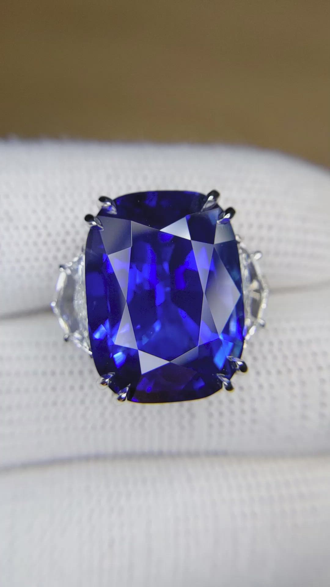 27.61 Ct. Blue Sapphire and Natural Diamond Solitaire Ring, Platinum 950 Size Video