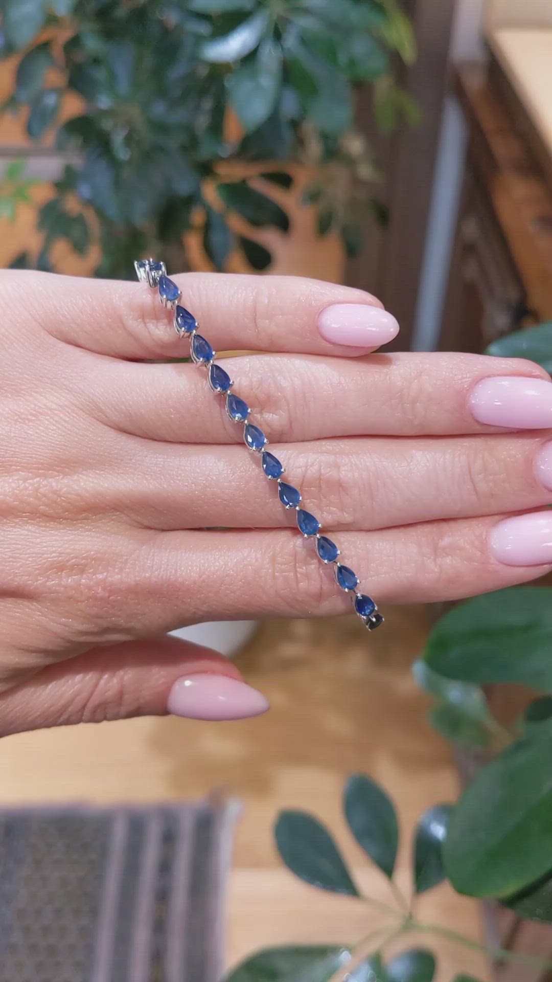 8.18 Ct.Tw.Total Carat Weight Blue Sapphire Tennis/Line Bracelet, 14K White Gold Size Video