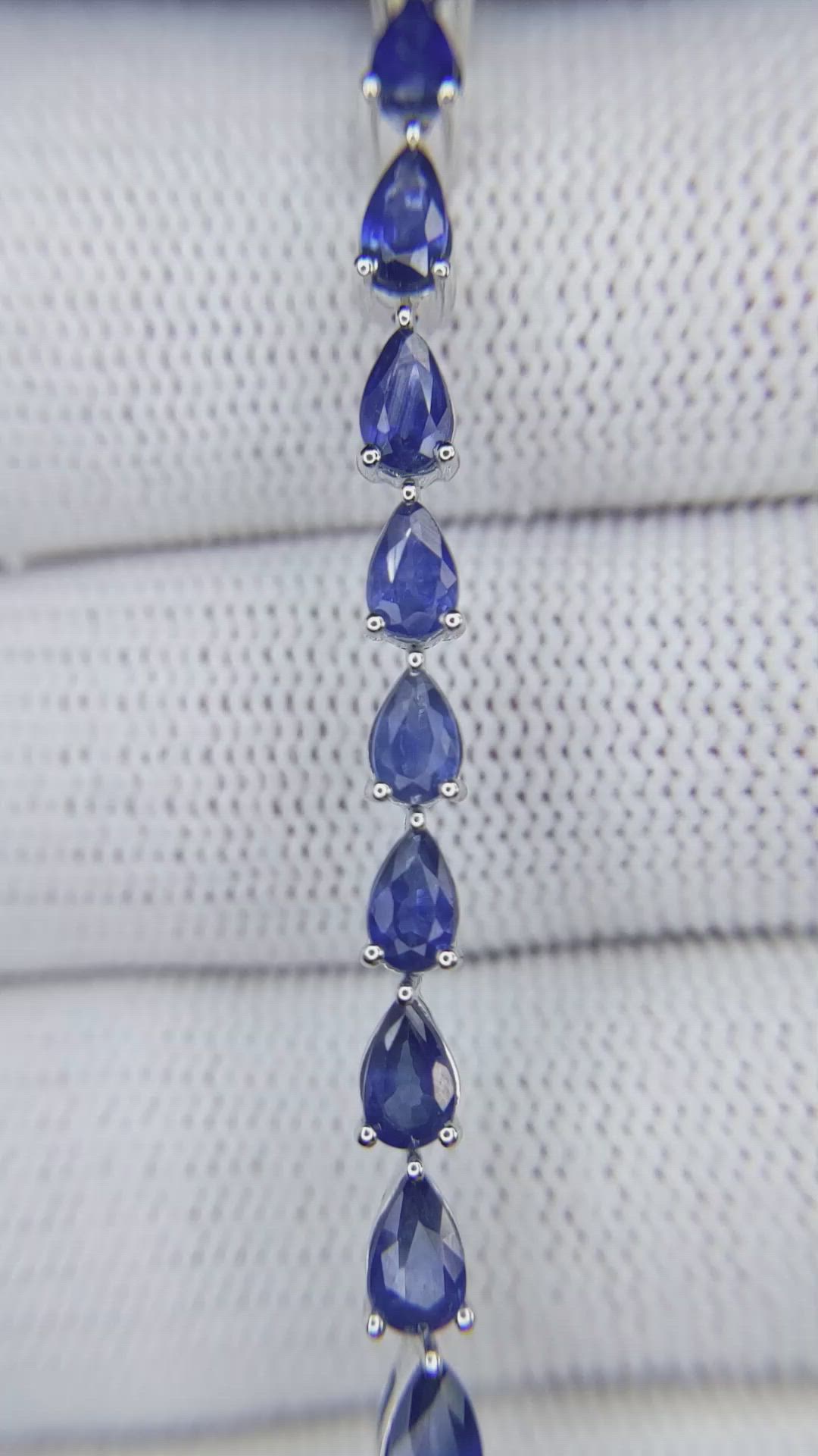 8.18 Ct.Tw.Total Carat Weight Blue Sapphire Tennis/Line Bracelet, 14K White Gold Size Video