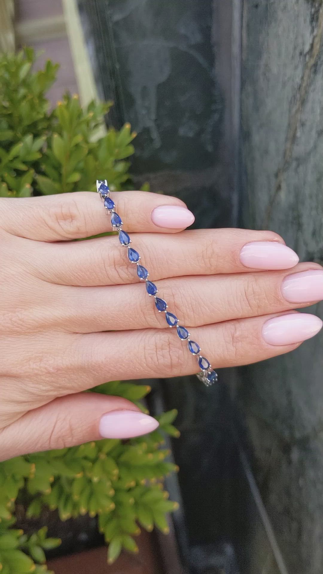 8.18 Ct.Tw.Total Carat Weight Blue Sapphire Tennis/Line Bracelet, 14K White Gold Size Video
