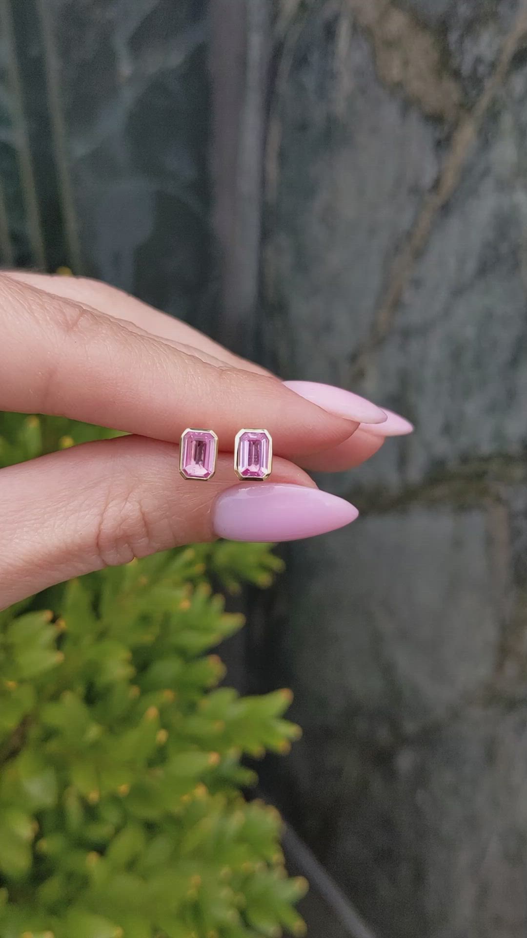 1.09 Ct.Tw.Total Carat Weight Pink Sapphire Studs Earrings, 14K Yellow Gold Size Video
