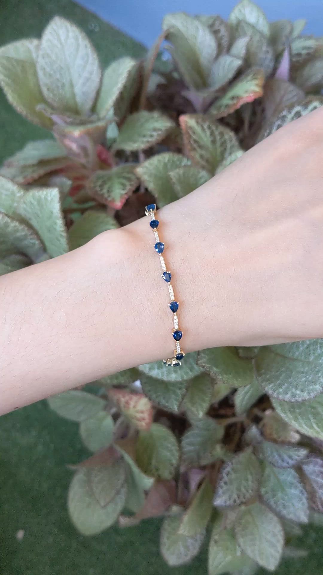 4.05 Ct.Tw.Total Carat Weight Blue Sapphire and Natural Diamond Tennis/Line Bracelet, 18K Yellow Gold Size Video