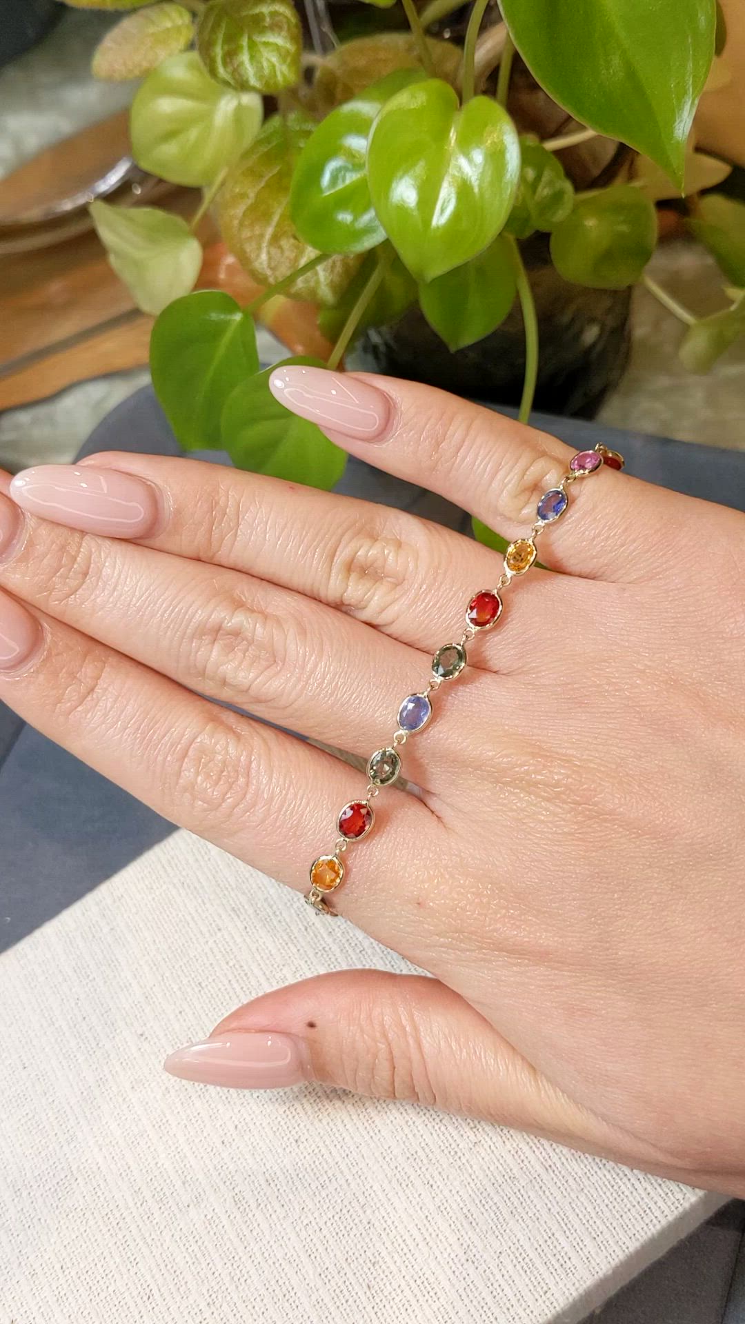 8.07 Ct.Tw.Total Carat Weight Multi Color Sapphire Tennis/Line Bracelet, 14K Yellow Gold Size Video