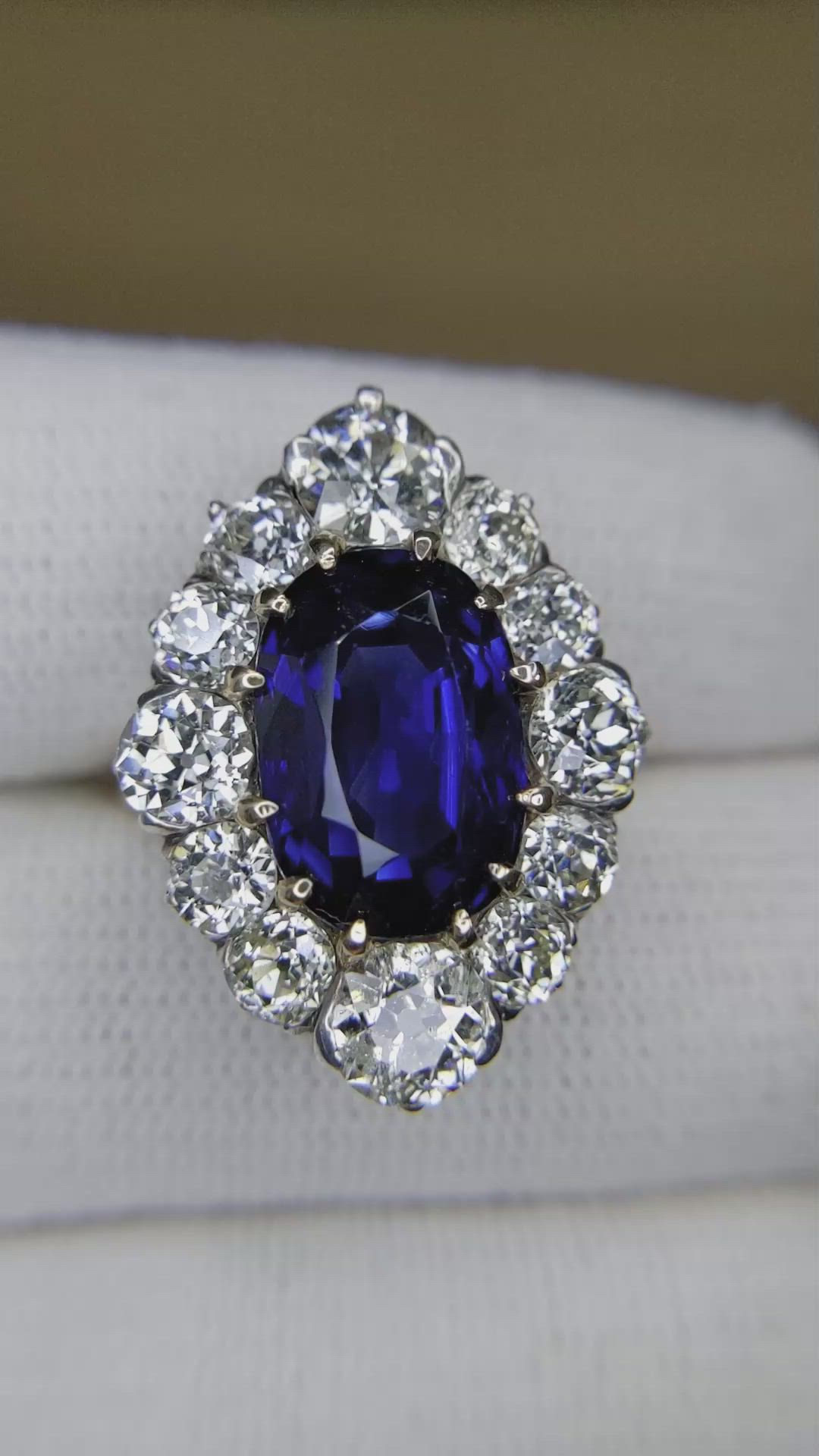 10.04 Ct. Blue Sapphire and Natural Diamond Antique Style Ring, 14K Yellow & White Size Video