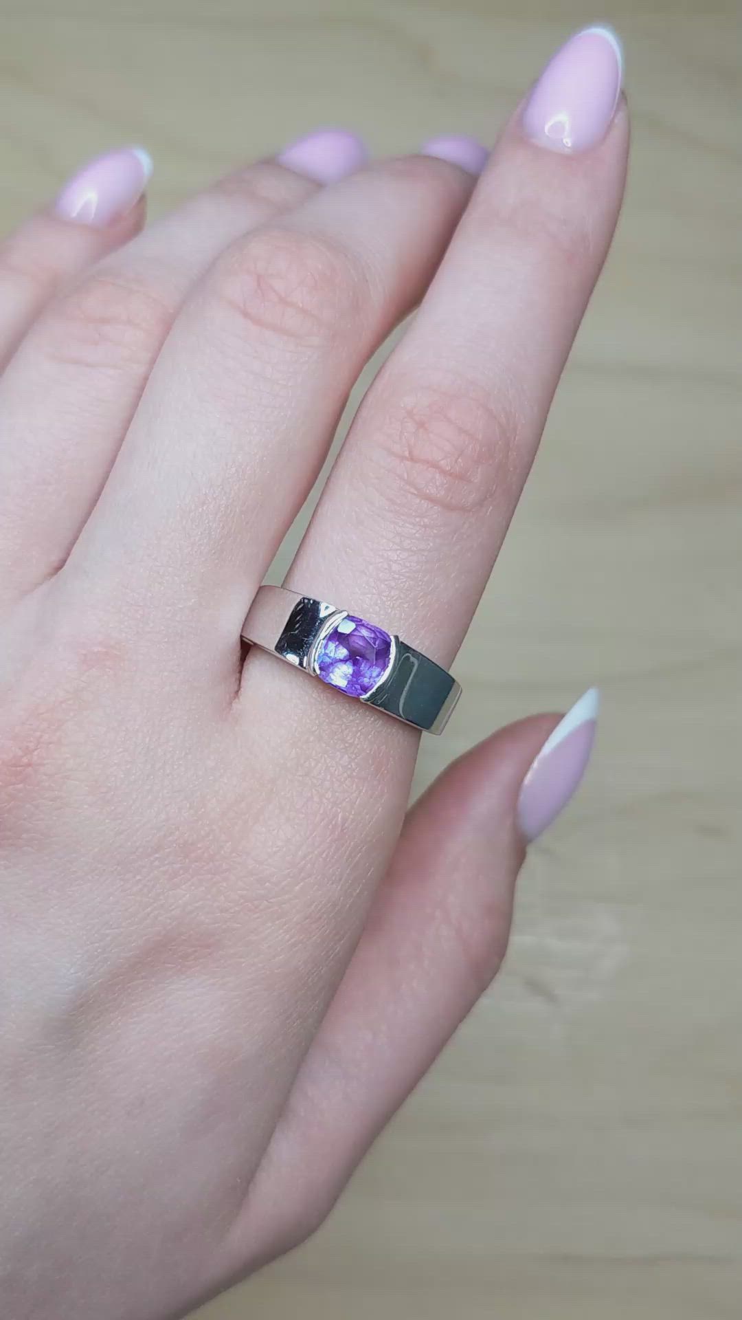 1.89 Ct. Purple Sapphire Men's Ring, 14K White Gold Size Video