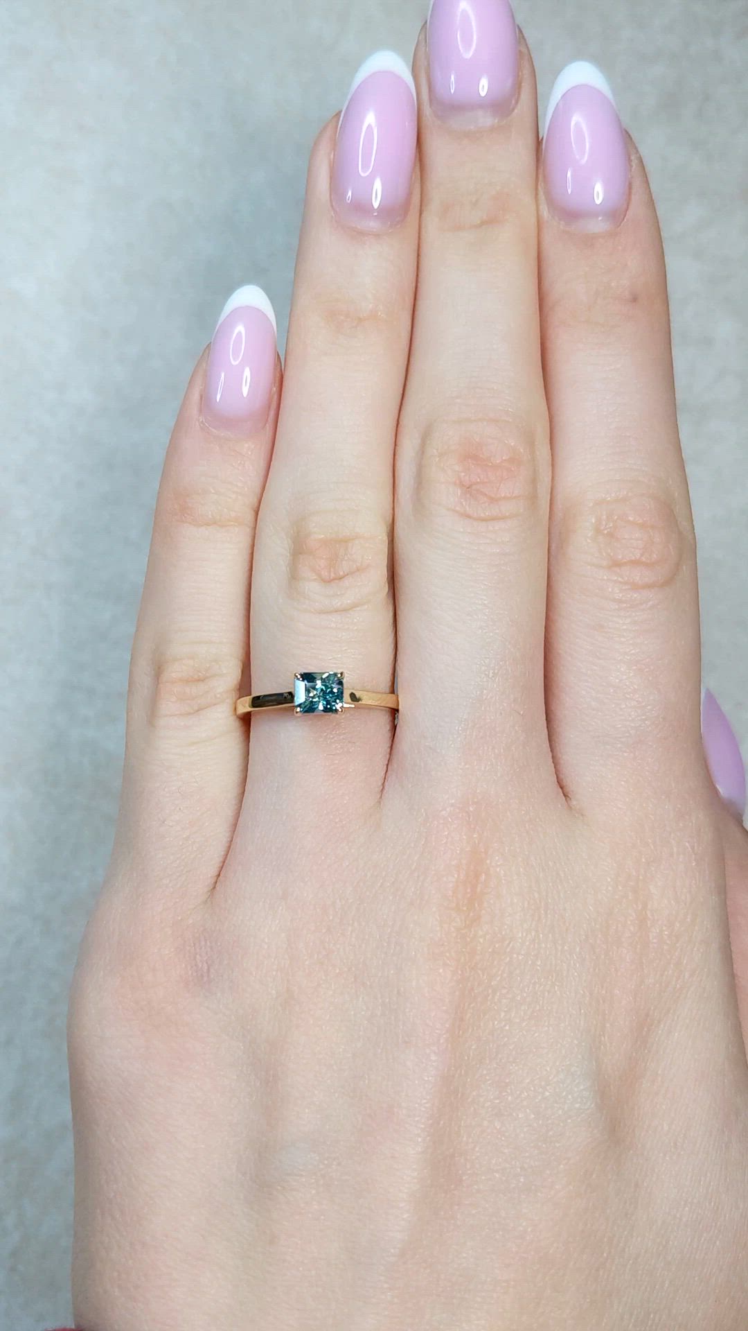 0.90 Ct. Bi Color / Parti Sapphire Solitaire Ring, 14K Yellow Gold Size Video