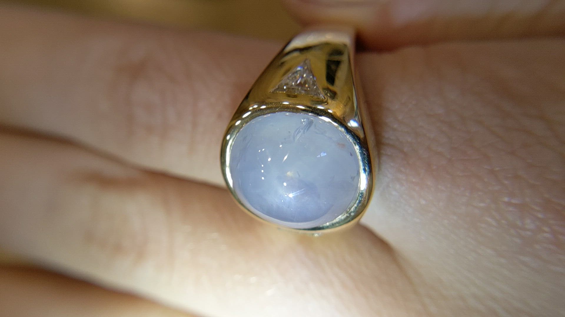 12.27 Ct. Grey Sapphire and Natural Diamond Men's Ring, 18K Yellow Gold Size Video