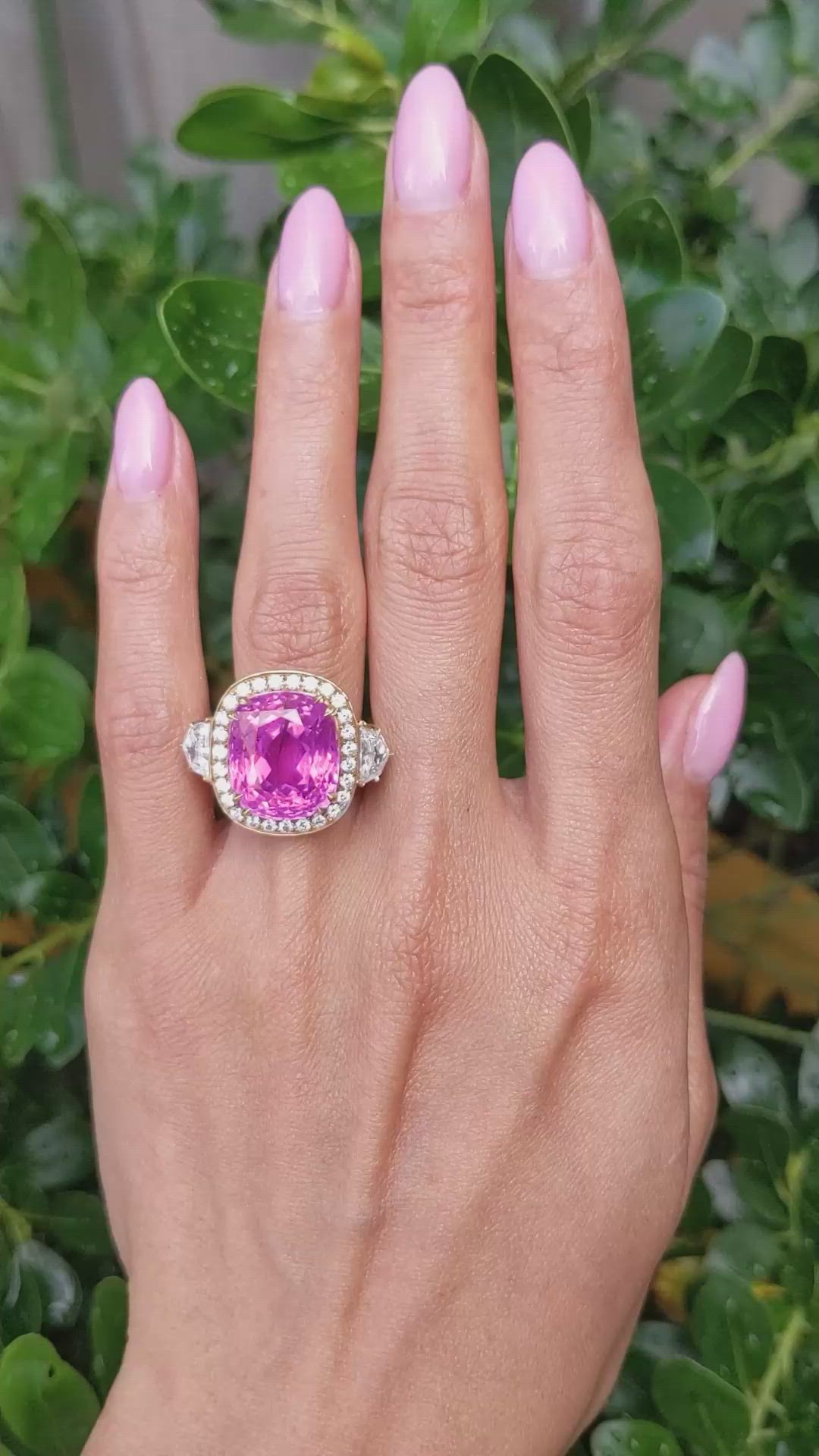 16.89 Ct. Pink Sapphire and Natural Diamond Antique Style Ring, 18K Yellow Gold Size Video