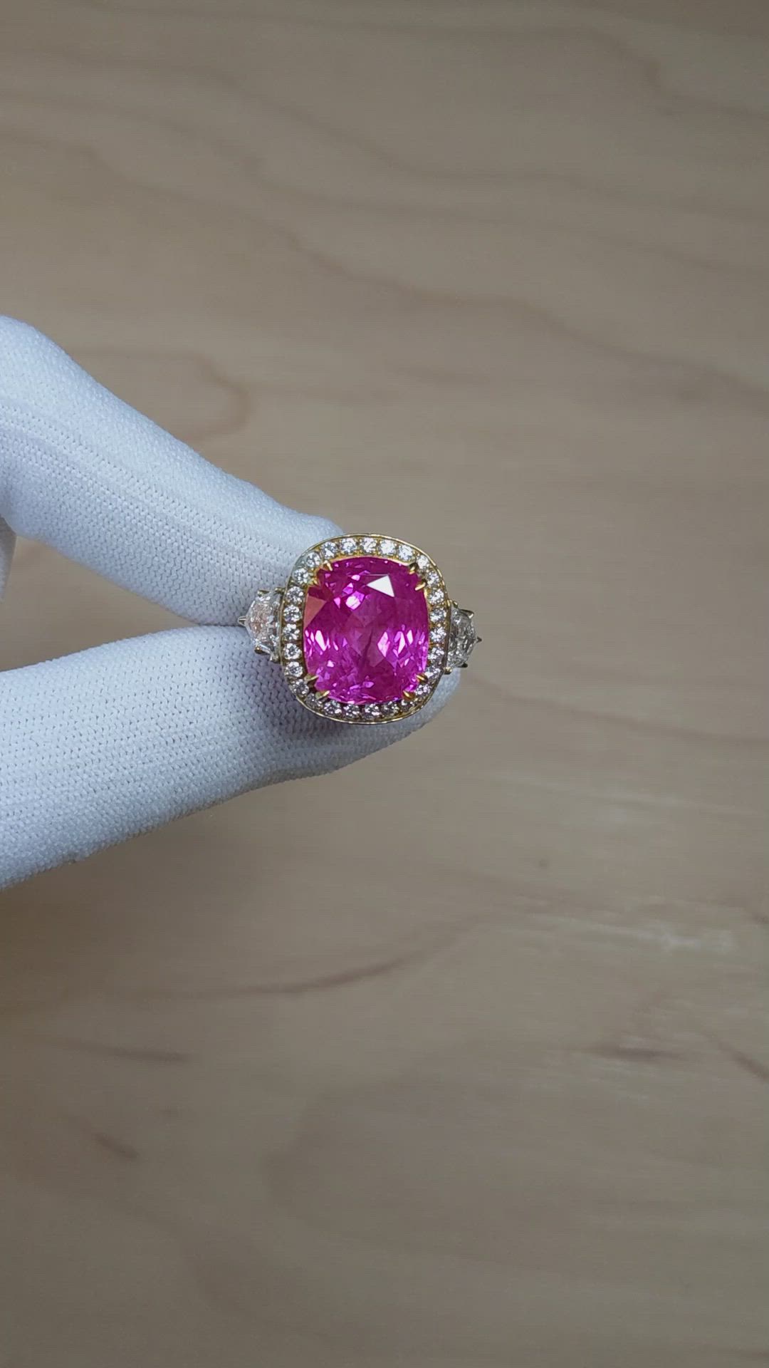 16.89 Ct. Pink Sapphire and Natural Diamond Antique Style Ring, 18K Yellow Gold Size Video