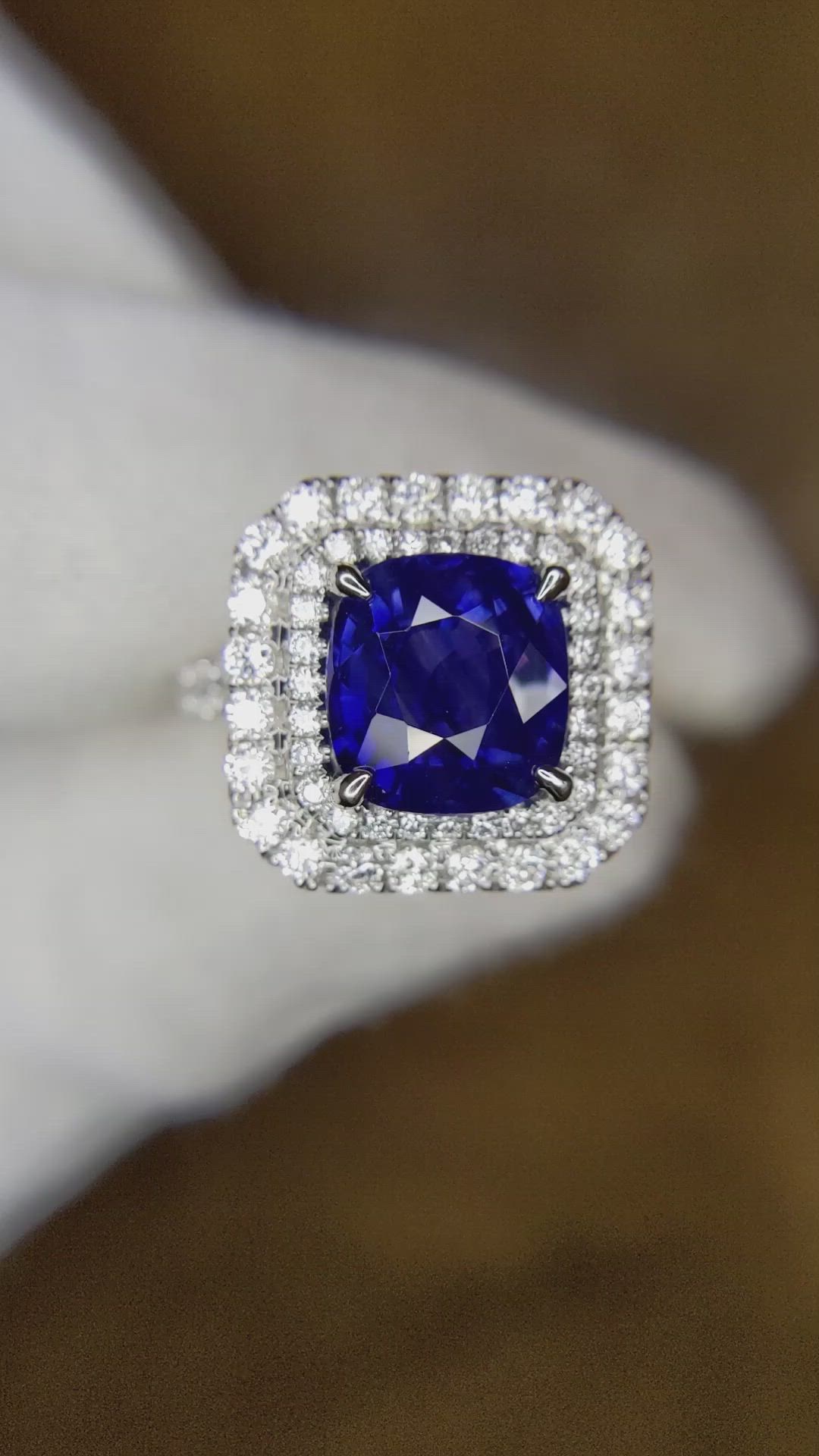 4.35 Ct. Blue Sapphire and Natural Diamond Antique Style Ring, 18K White Gold Size Video