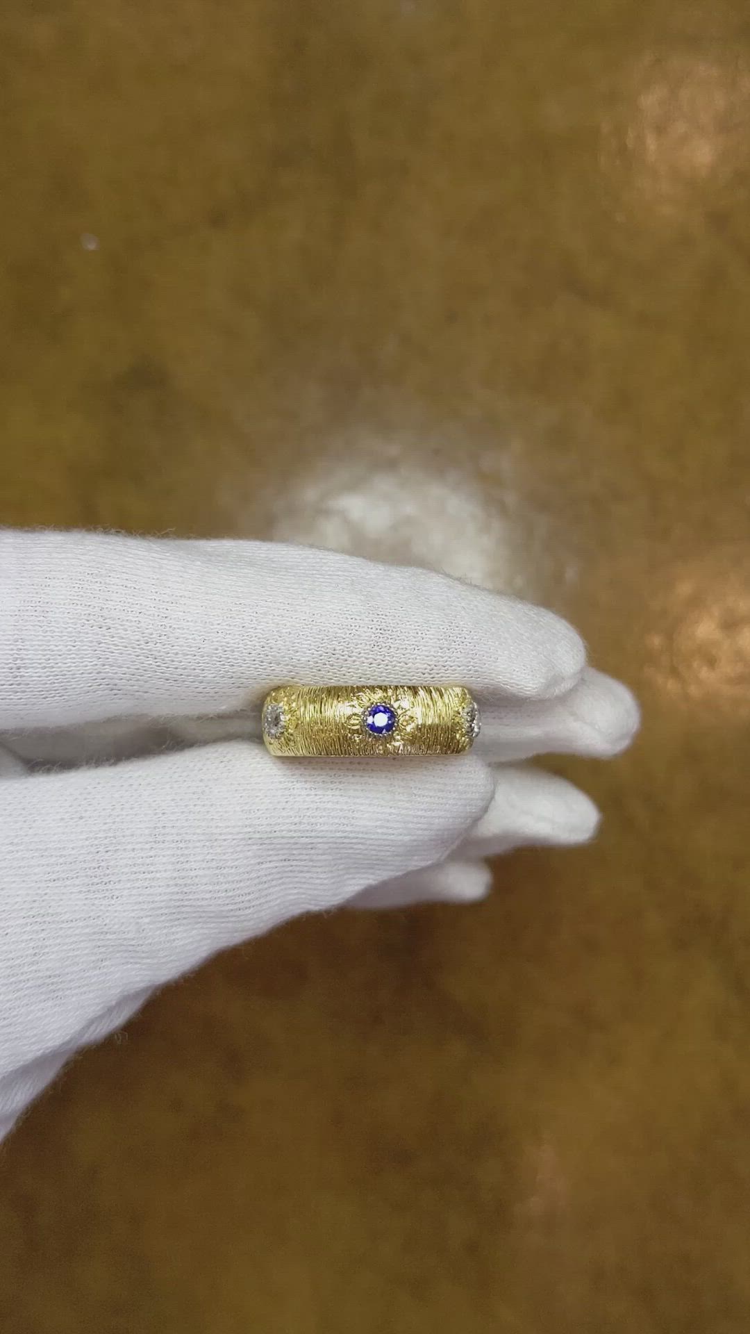 0.54 Ct. Blue Sapphire and Natural Diamond Antique Style Ring, 18K Yellow Gold Size Video