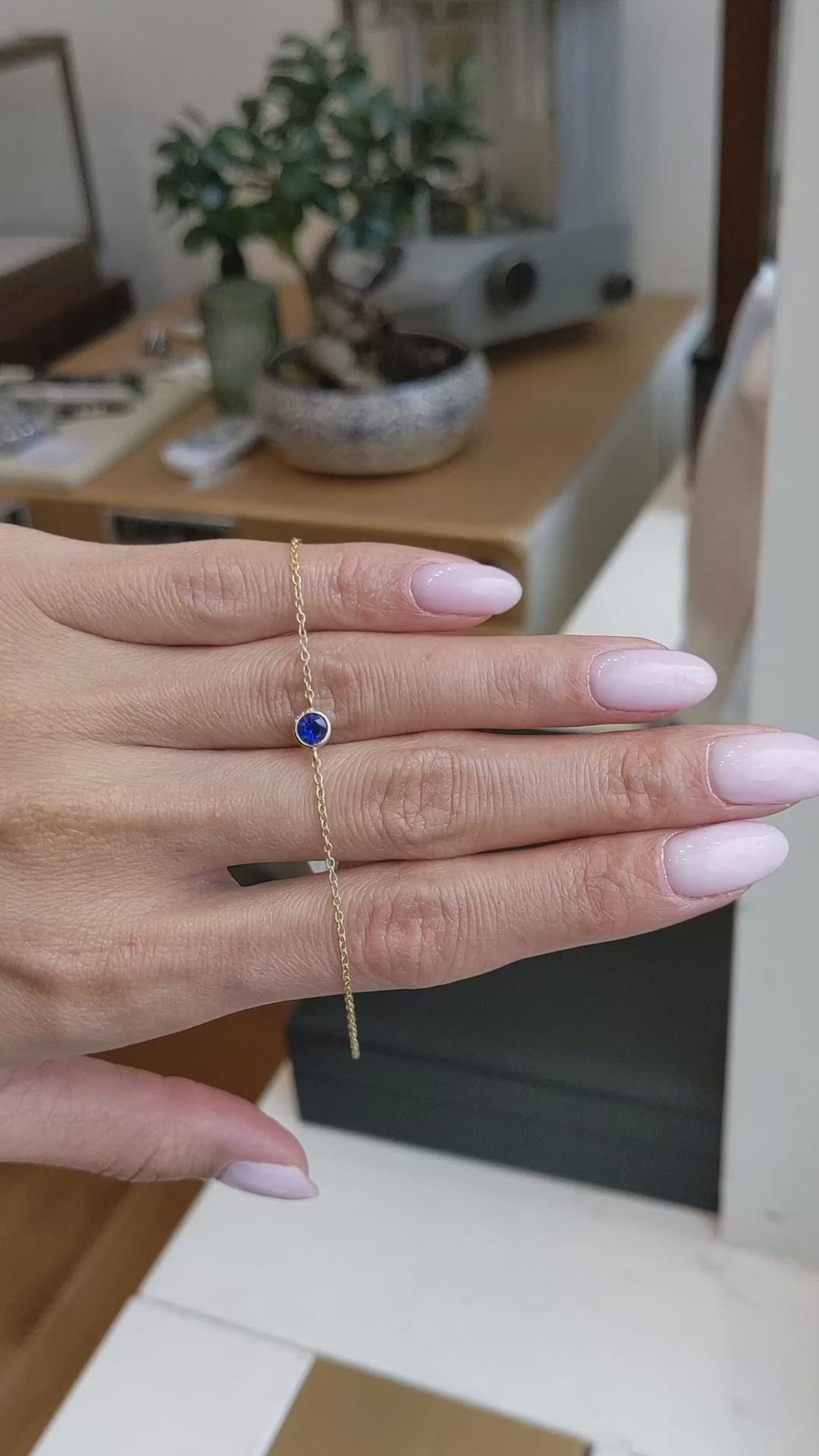 0.45&nbsp;Ct.Tw.Total Carat Weight Blue Sapphire Bezel Bracelet, 14K Yellow Gold Size Video