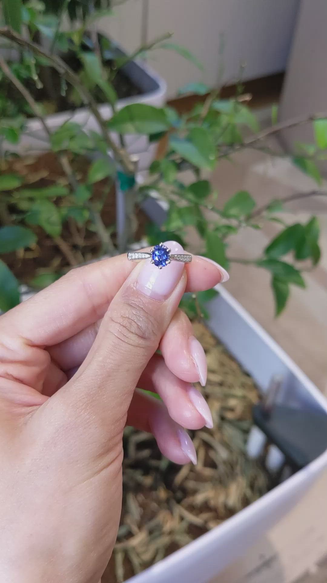 1.02 Ct. Blue Sapphire and Natural Diamond Antique Style Ring, 18K White Gold Size Video