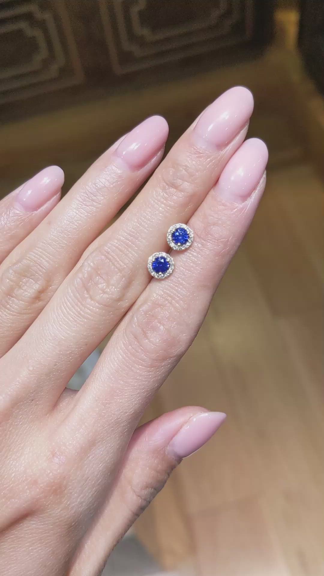 0.71 Ct.Tw.Total Carat Weight Blue Sapphire and Natural Diamond Studs Earrings, 18K Yellow Gold Size Video