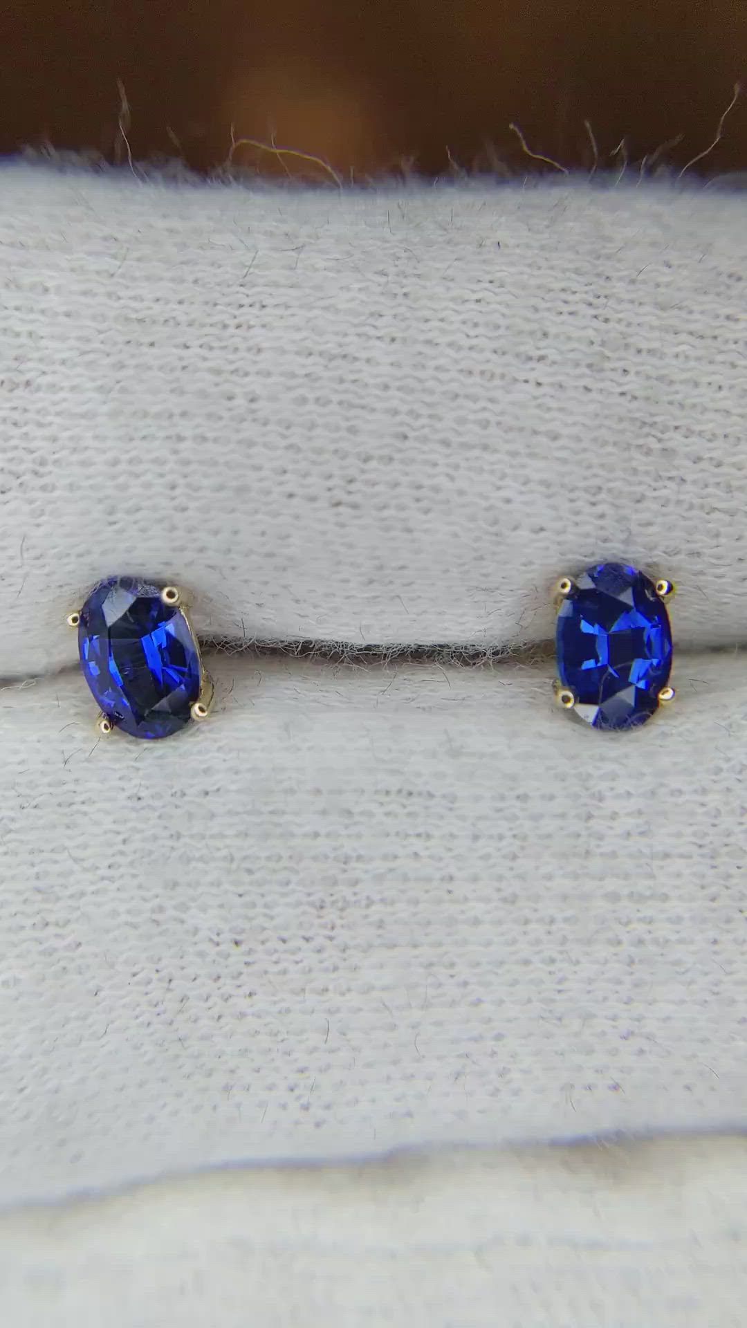 1.00 Ct.Tw. Blue Sapphire Studs Earrings, 14K Yellow Gold Size Video