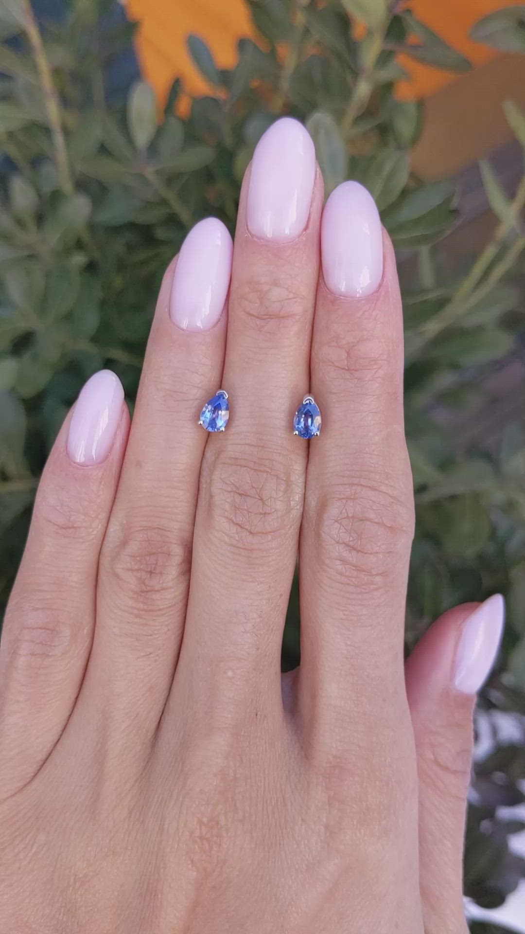 1.00&nbsp;Ct.Tw.Total Carat Weight Blue Sapphire Studs Earrings, 14K White Gold Size Video