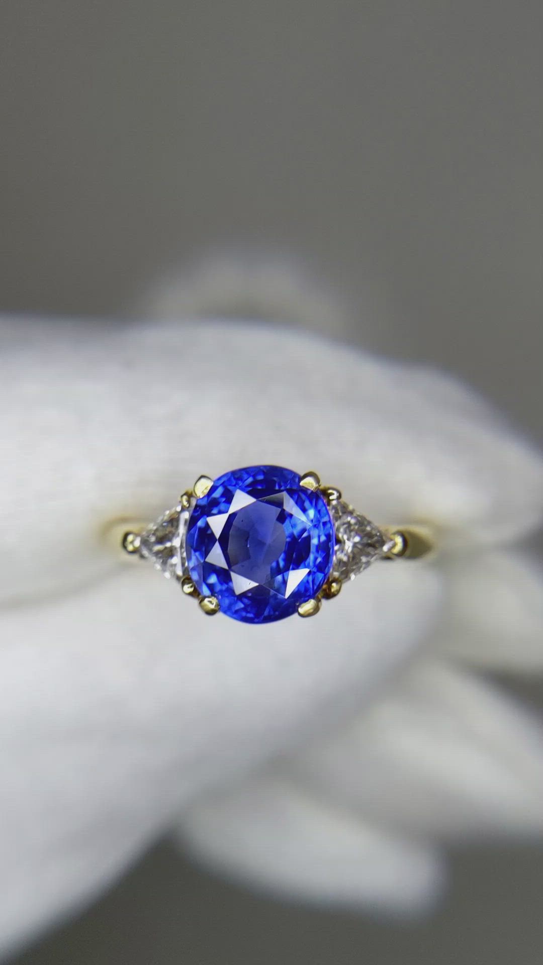 3.14 Ct. Blue Sapphire and Natural Diamond Three Stone Ring, 18K Yellow Gold Size Video