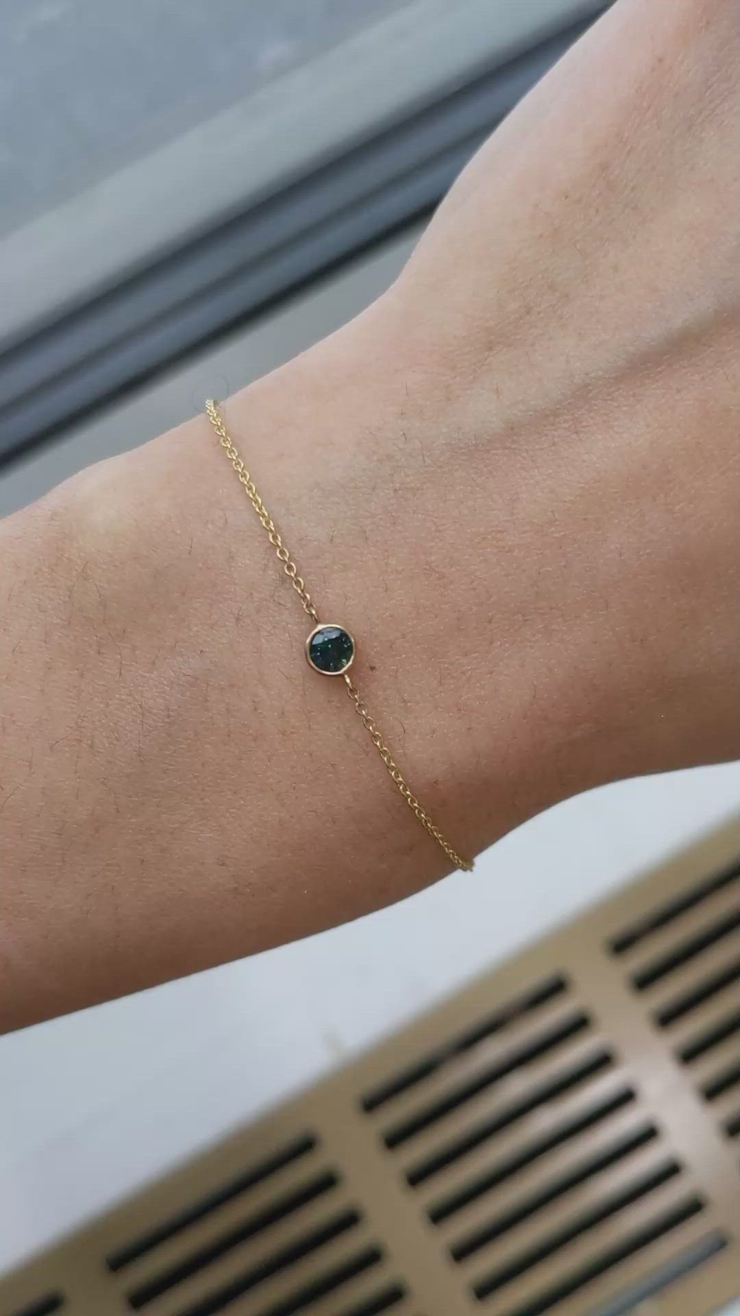 0.27&nbsp;Ct.Tw.Total Carat Weight Bluish Green Sapphire Bezel Bracelet, 14K Yellow Gold Size Video