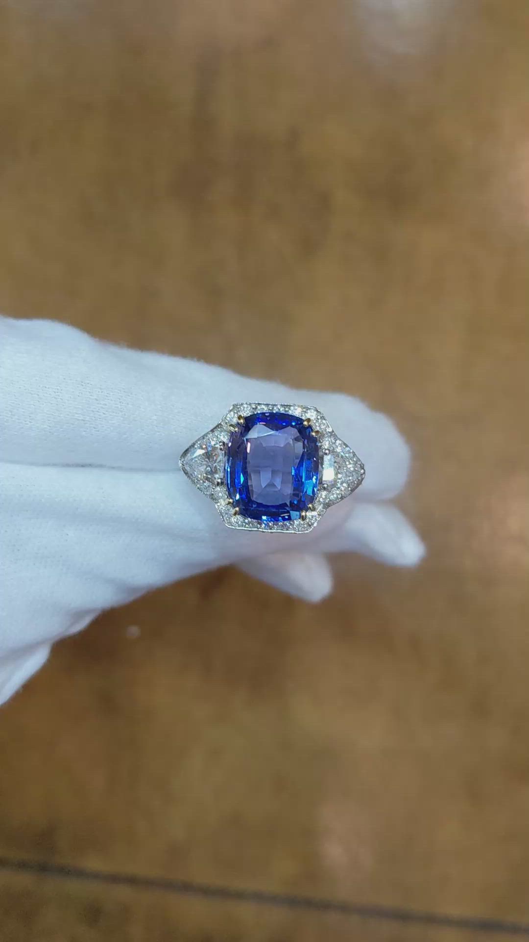 9.50 Ct. Blue Sapphire and Natural Diamond Antique Style Ring, 18K White & Yellow Size Video