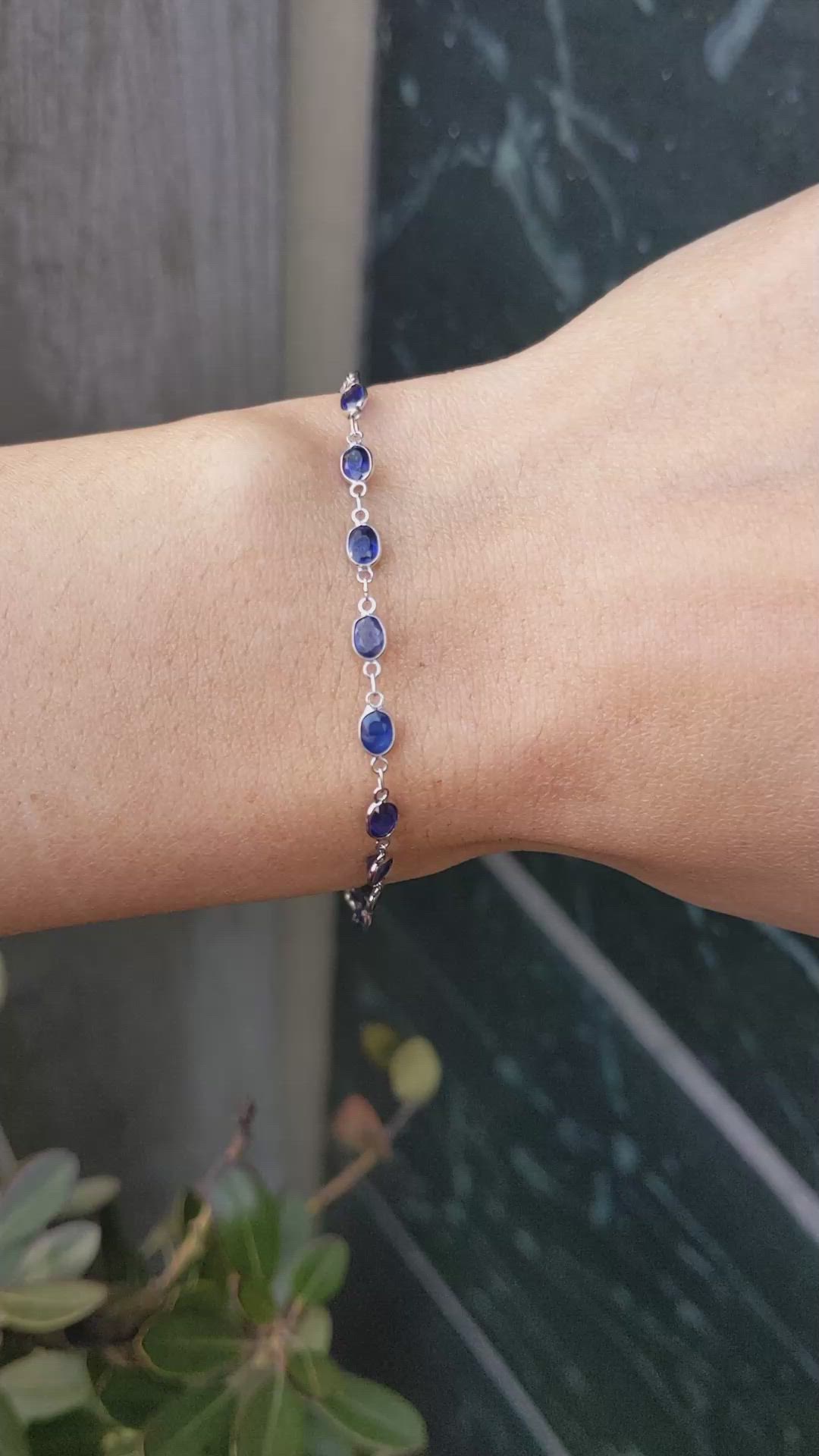 4.03 Ct.Tw.Total Carat Weight Blue Sapphire Bezel Bracelet, 18K White Gold Size Video