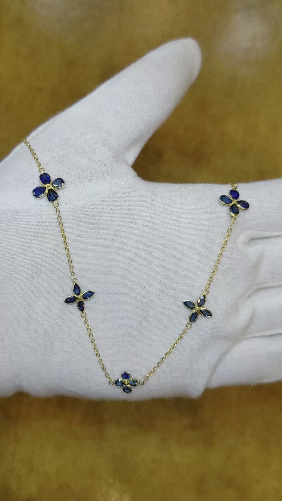 6.24 Ct. Blue Sapphire Antique Style Necklace, 18K Yellow Gold Size Video