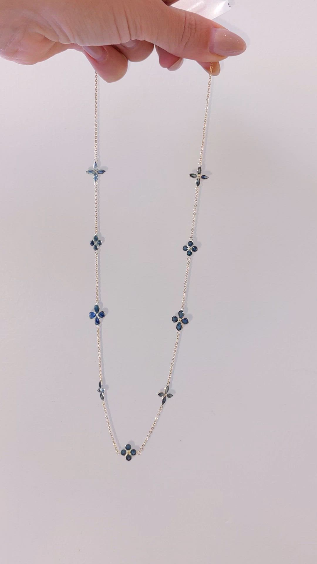 6.24 Ct. Blue Sapphire Antique Style Necklace, 18K Yellow Gold Size Video