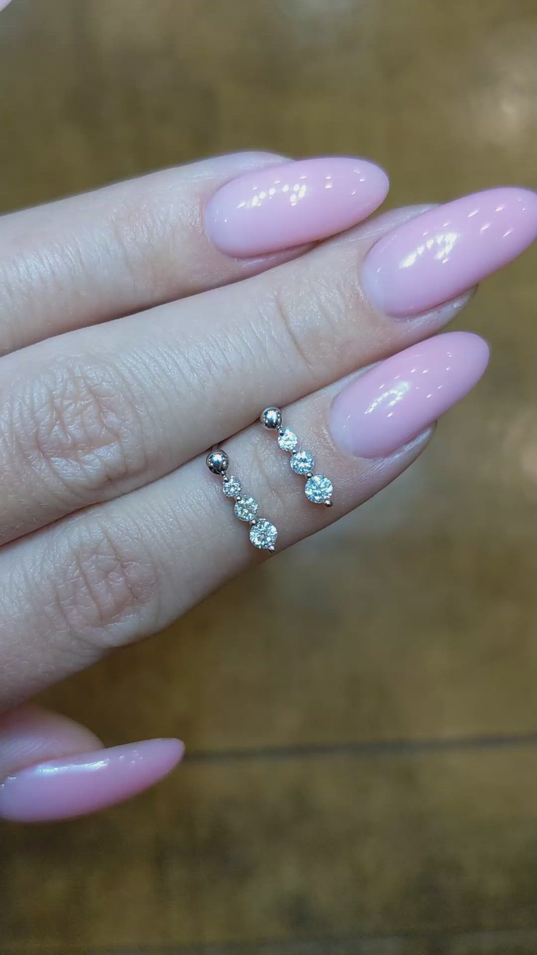 0.41&nbsp;Ct.Tw.Total Carat Weight Natural Diamond Drops Earrings, 18K White Gold Size Video