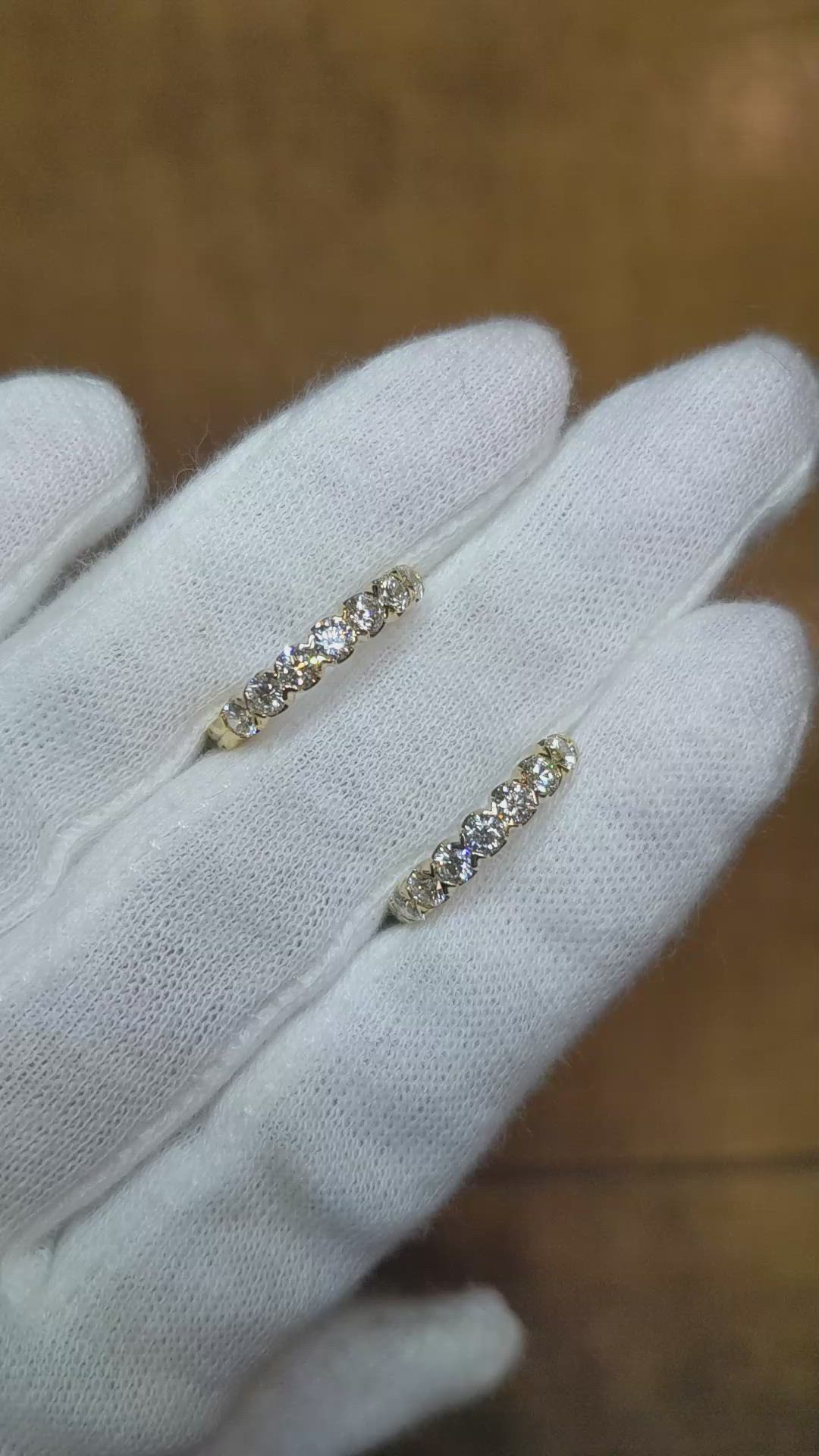 2.20&nbsp;Ct.Tw.Total Carat Weight Natural Diamond Accent Stones Earrings, 18K Yellow Gold Size Video