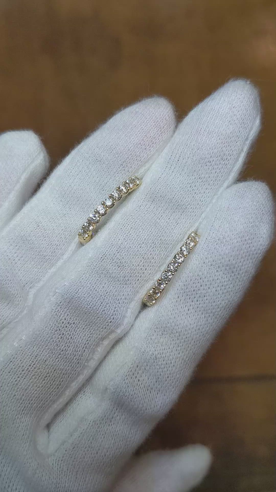 1.00 Ct.Tw.Total Carat Weight Natural Diamond Hoops Earrings, 18K Yellow Gold Size Video