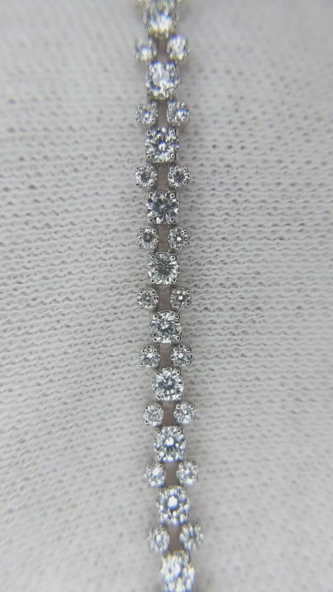 2.57&nbsp;Ct.Tw.Total Carat Weight Natural Diamond Pave Bracelet, 18K White Gold Size Video