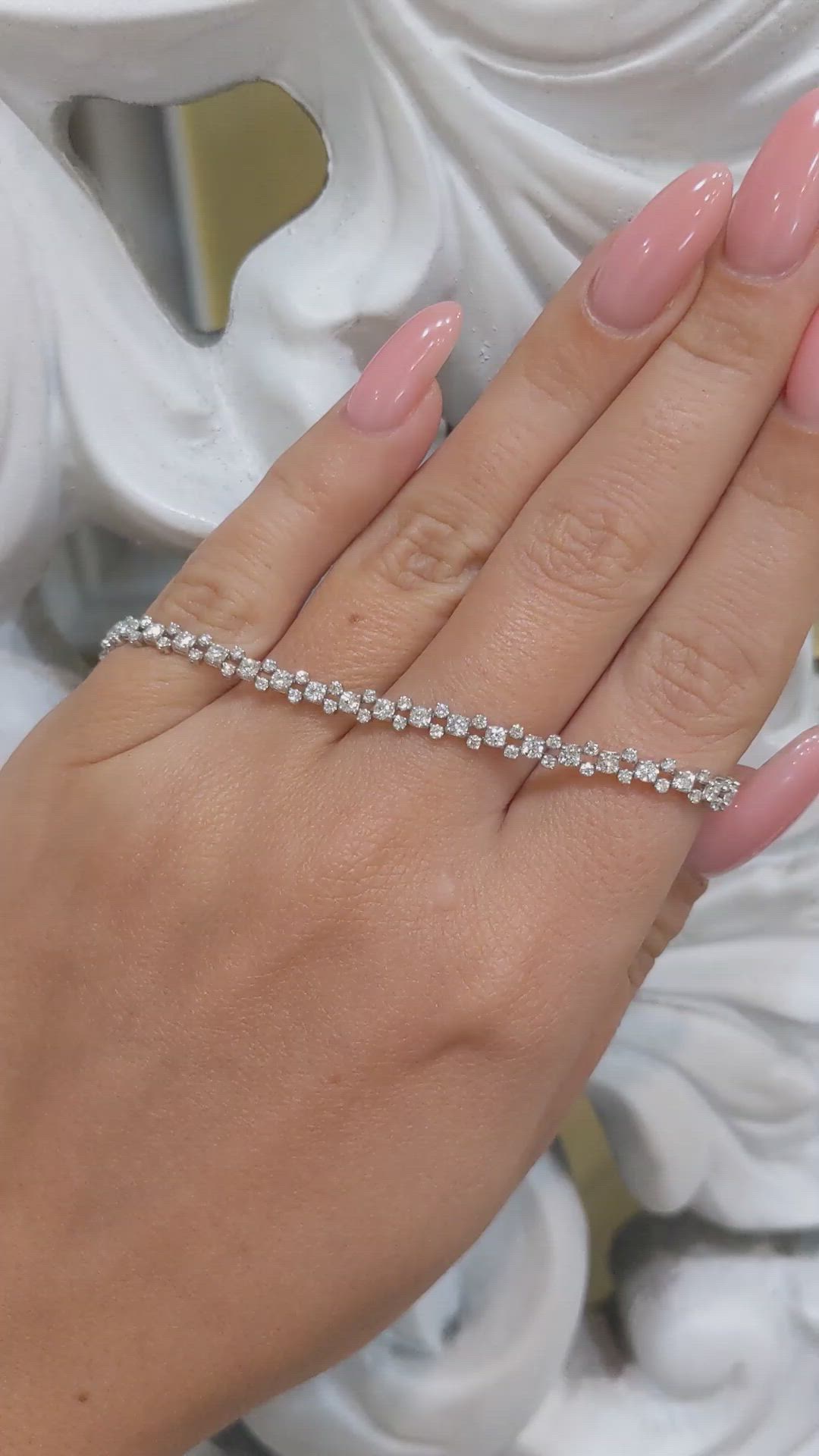 2.57&nbsp;Ct.Tw.Total Carat Weight Natural Diamond Pave Bracelet, 18K White Gold Size Video