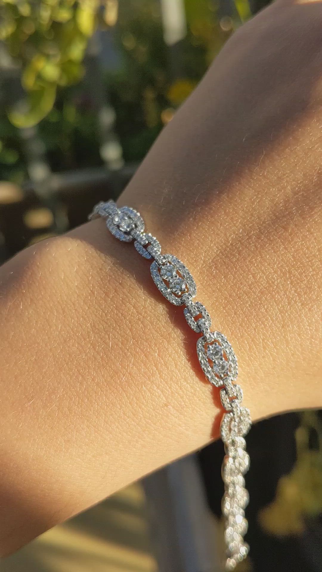 3.96&nbsp;Ct.Tw.Total Carat Weight Natural Diamond Pave Bracelet, 18K White Gold Size Video