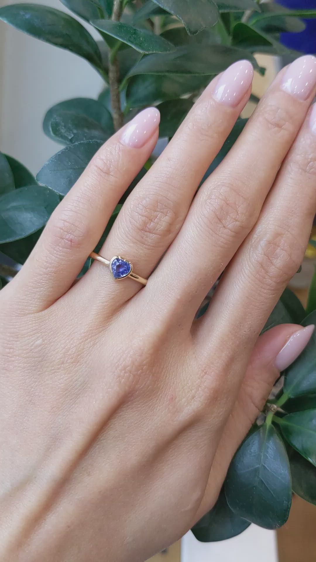 0.45 Ct. Blue Sapphire Solitaire Ring, 14K Yellow Gold Size Video