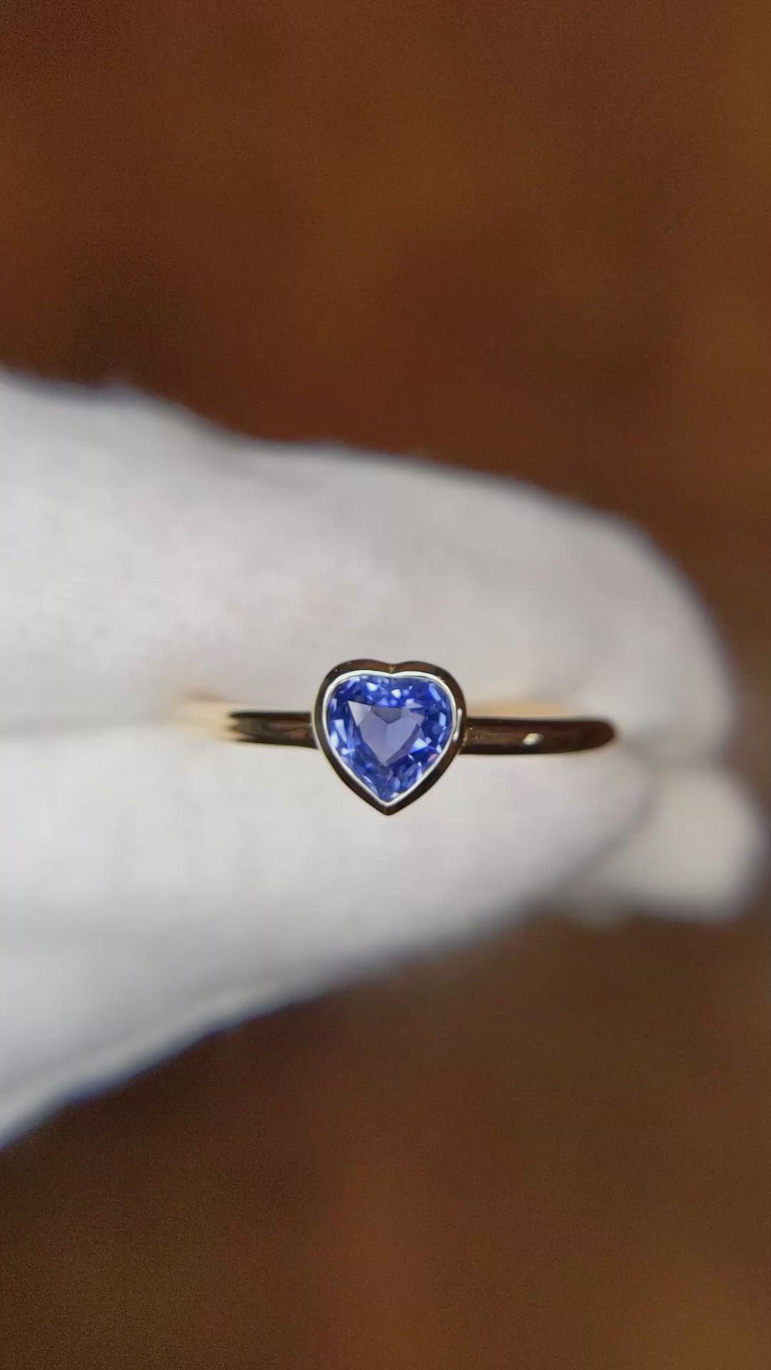 0.45 Ct. Blue Sapphire Solitaire Ring, 14K Yellow Gold Size Video