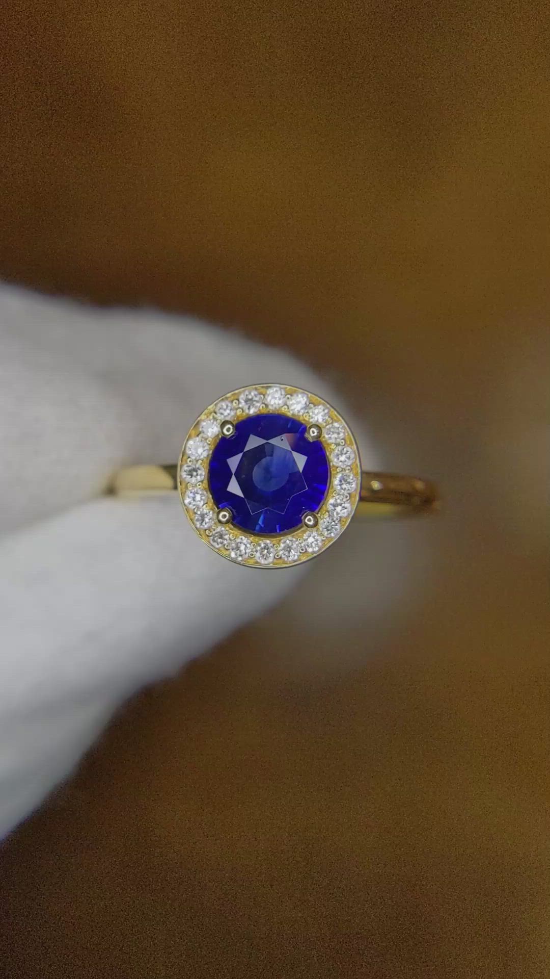 1.07 Ct. Sapphire Natural Diamond Pave Ring, 18K Yellow Gold Size Video