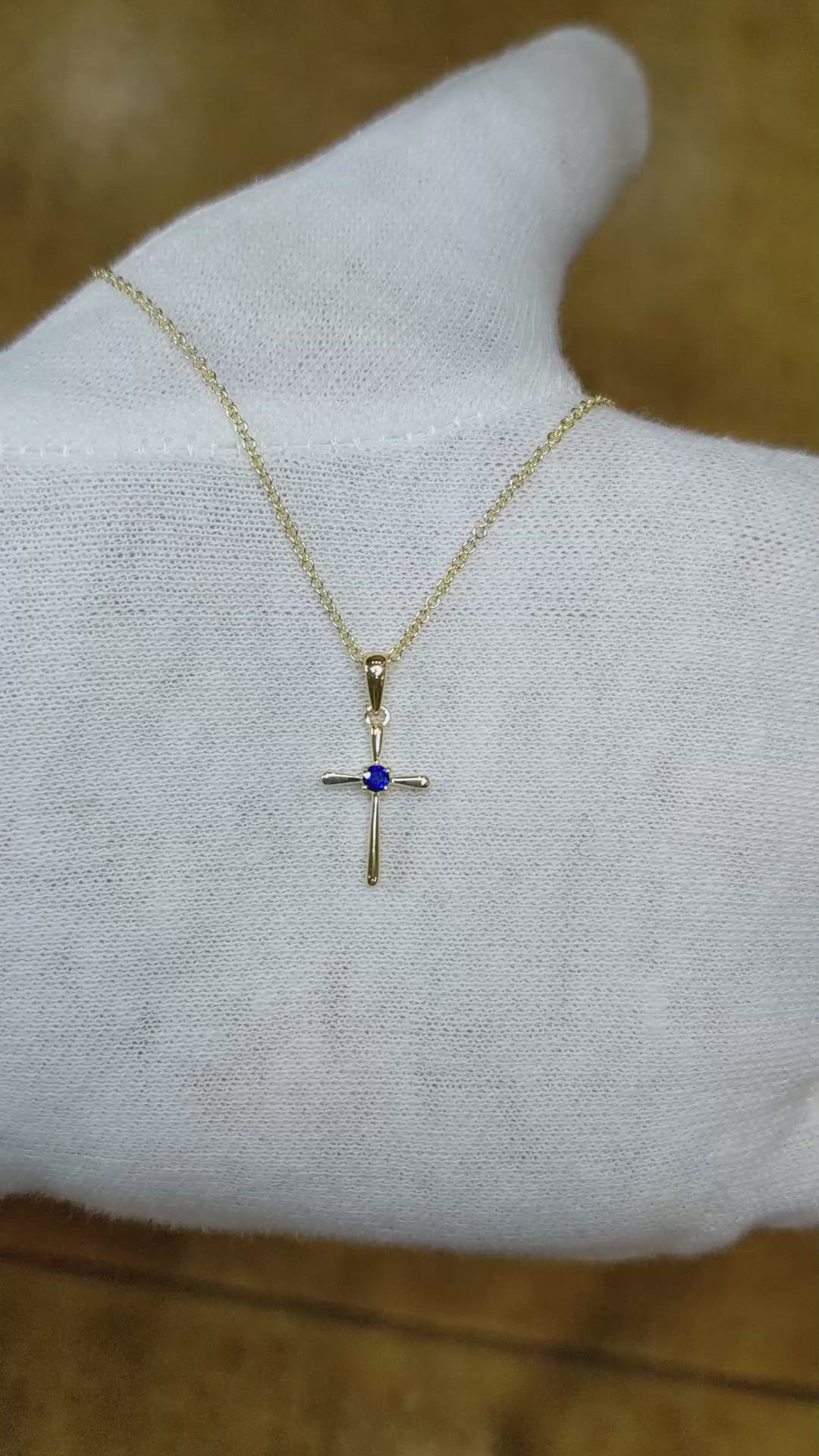 0.06 Ct. Blue Sapphire Solitaire Pendant, 18K Yellow Gold Size Video