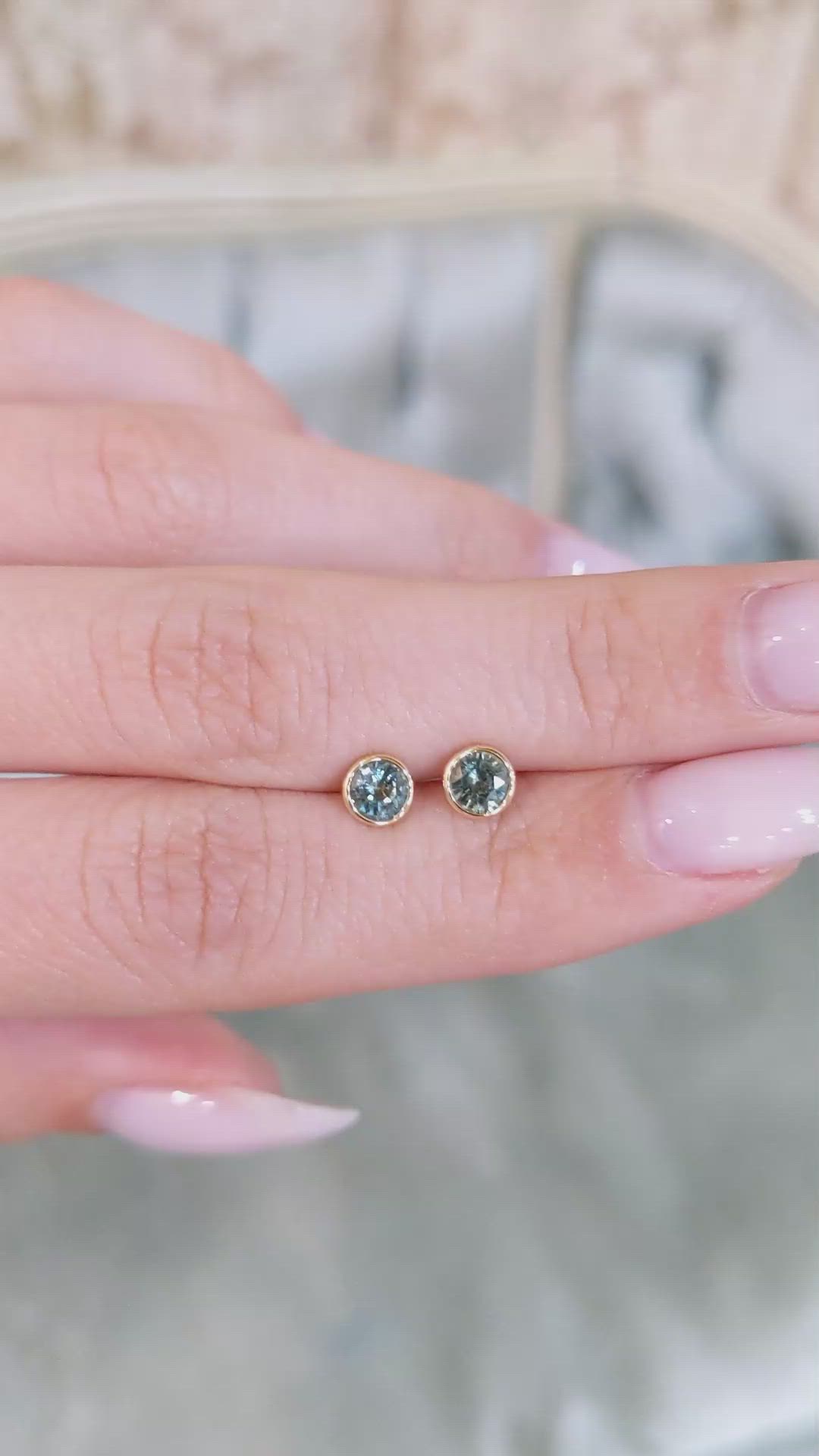 1.00&nbsp;Ct.Tw.Total Carat Weight Bluish Green Sapphire Studs Earrings, 14K Yellow Gold Size Video