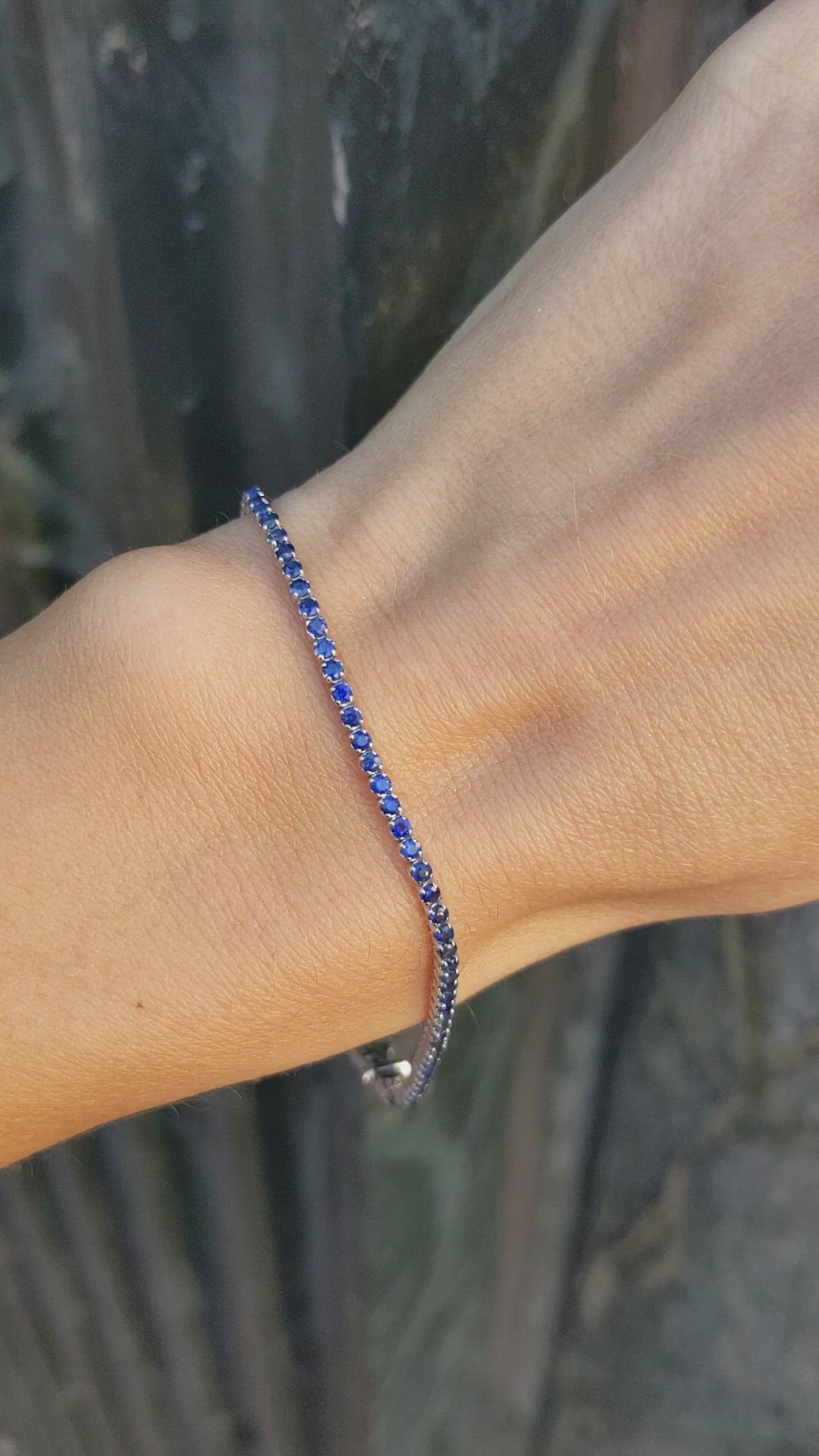 2.44&nbsp;Ct.Tw.Total Carat Weight Blue Sapphire Tennis/Line Bracelet, 14K White Gold Size Video