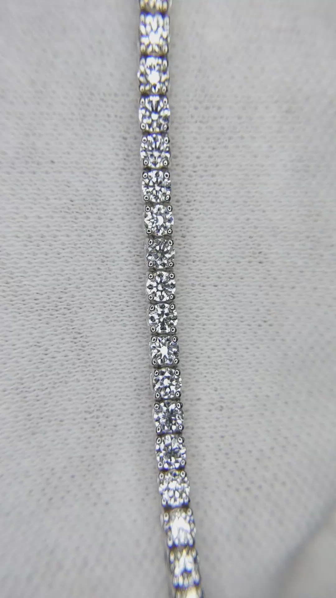 3.93&nbsp;Ct.Tw.Total Carat Weight Natural Diamond Pave Bracelet, 14K White Gold Size Video