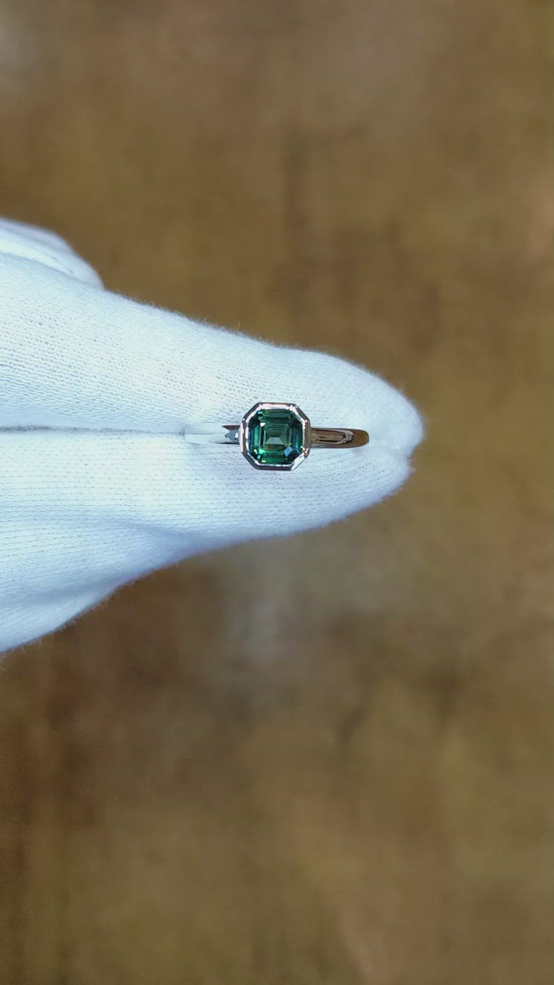 1.07 Ct. Sapphire Bezel Ring, 14K White Gold Size Video