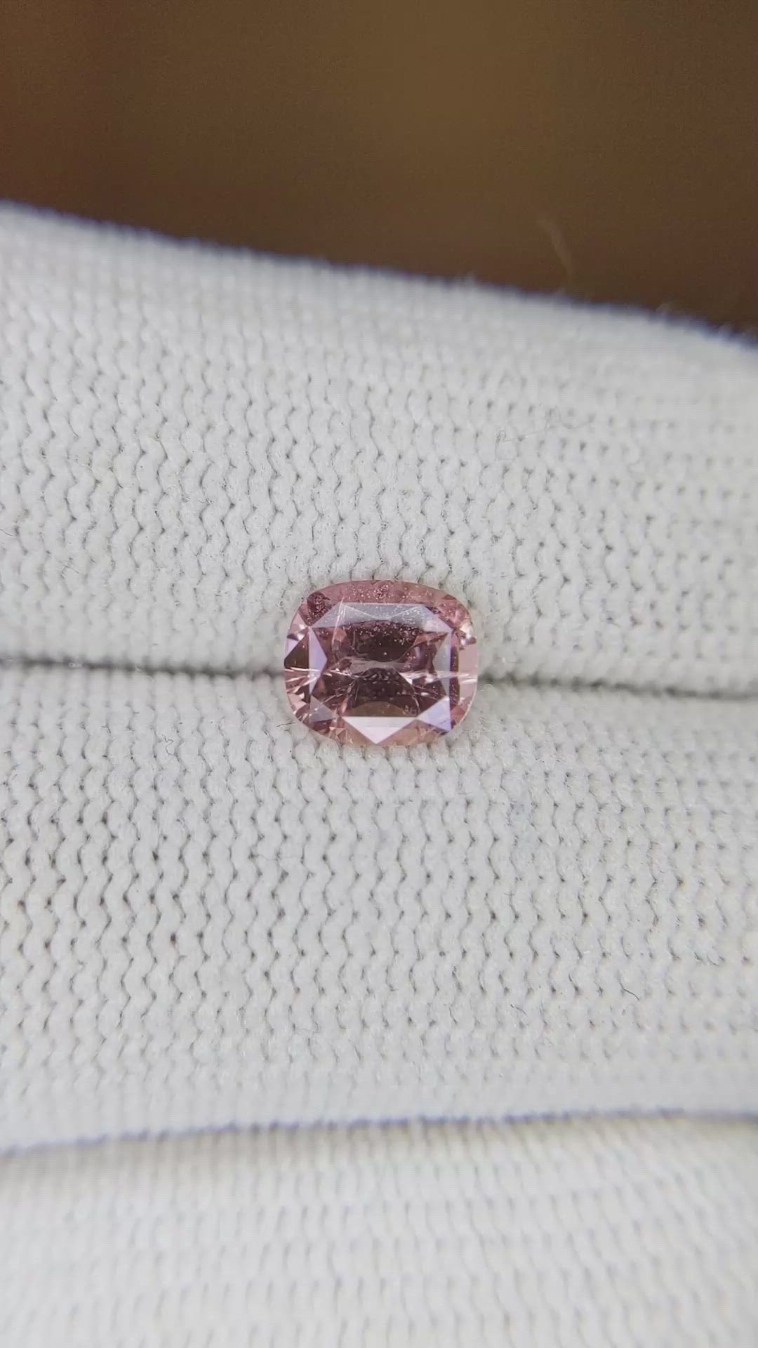 1.07 Ct. Pink Sapphire from Ceylon (Sri Lanka) Size Video