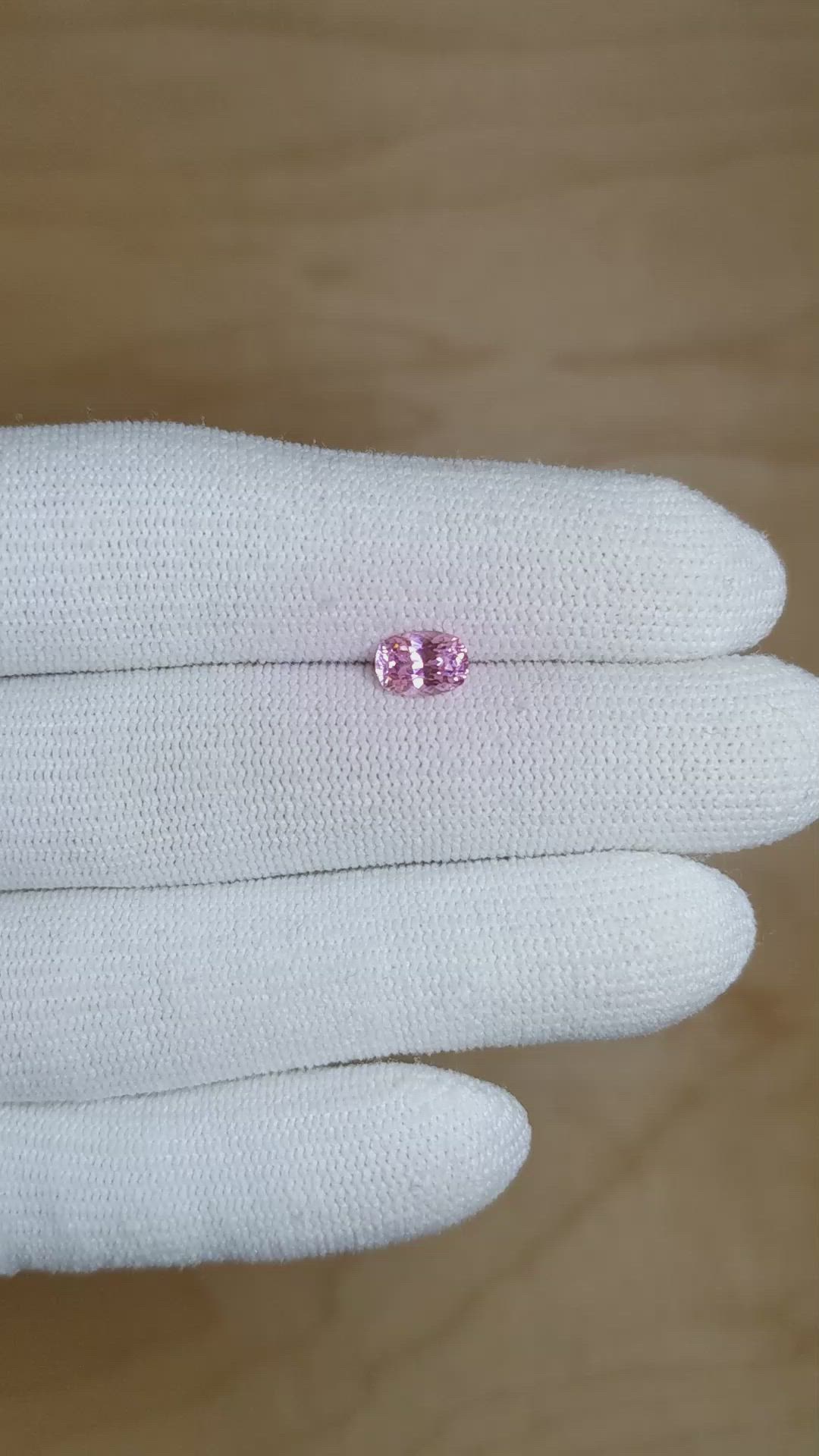 1.09 Ct. Pink Sapphire from Ceylon (Sri Lanka) Size Video