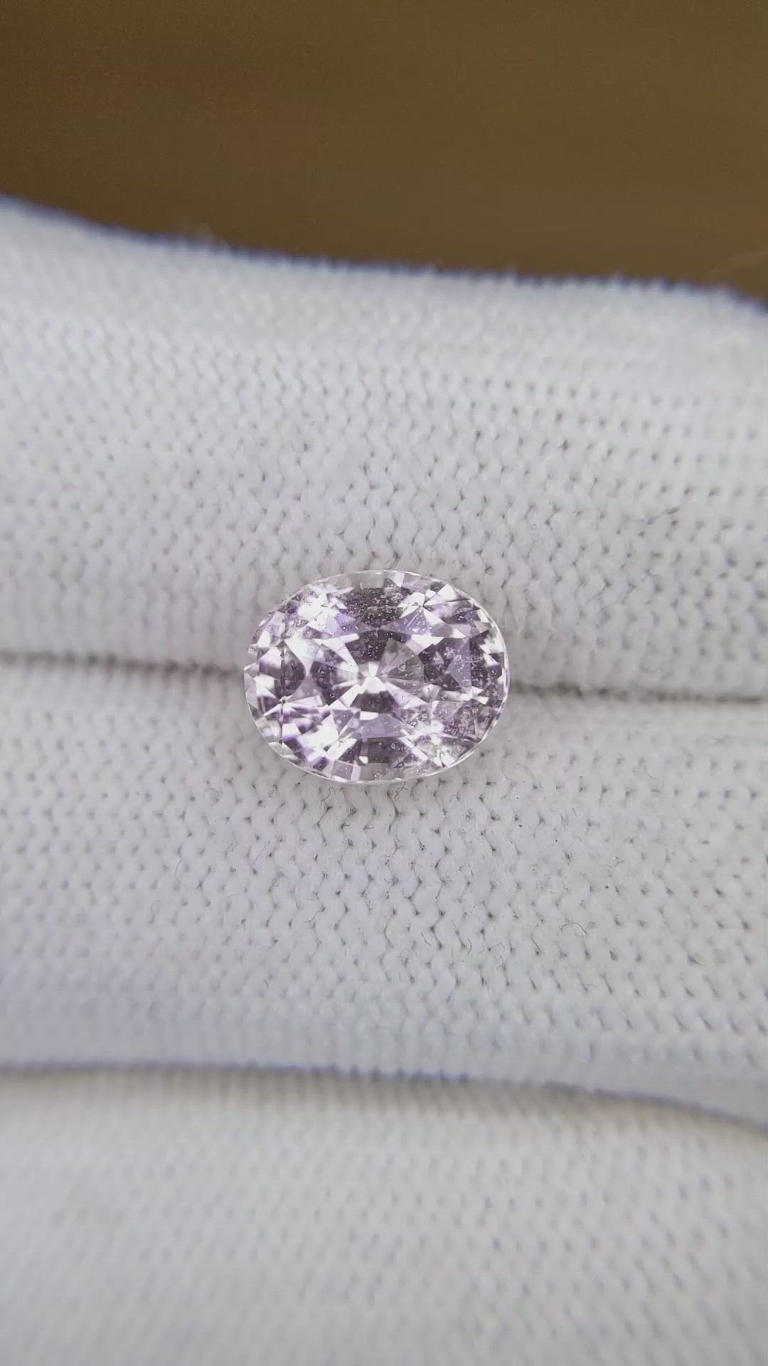 4.11 Ct. Pink Sapphire from Ceylon (Sri Lanka) Size Video