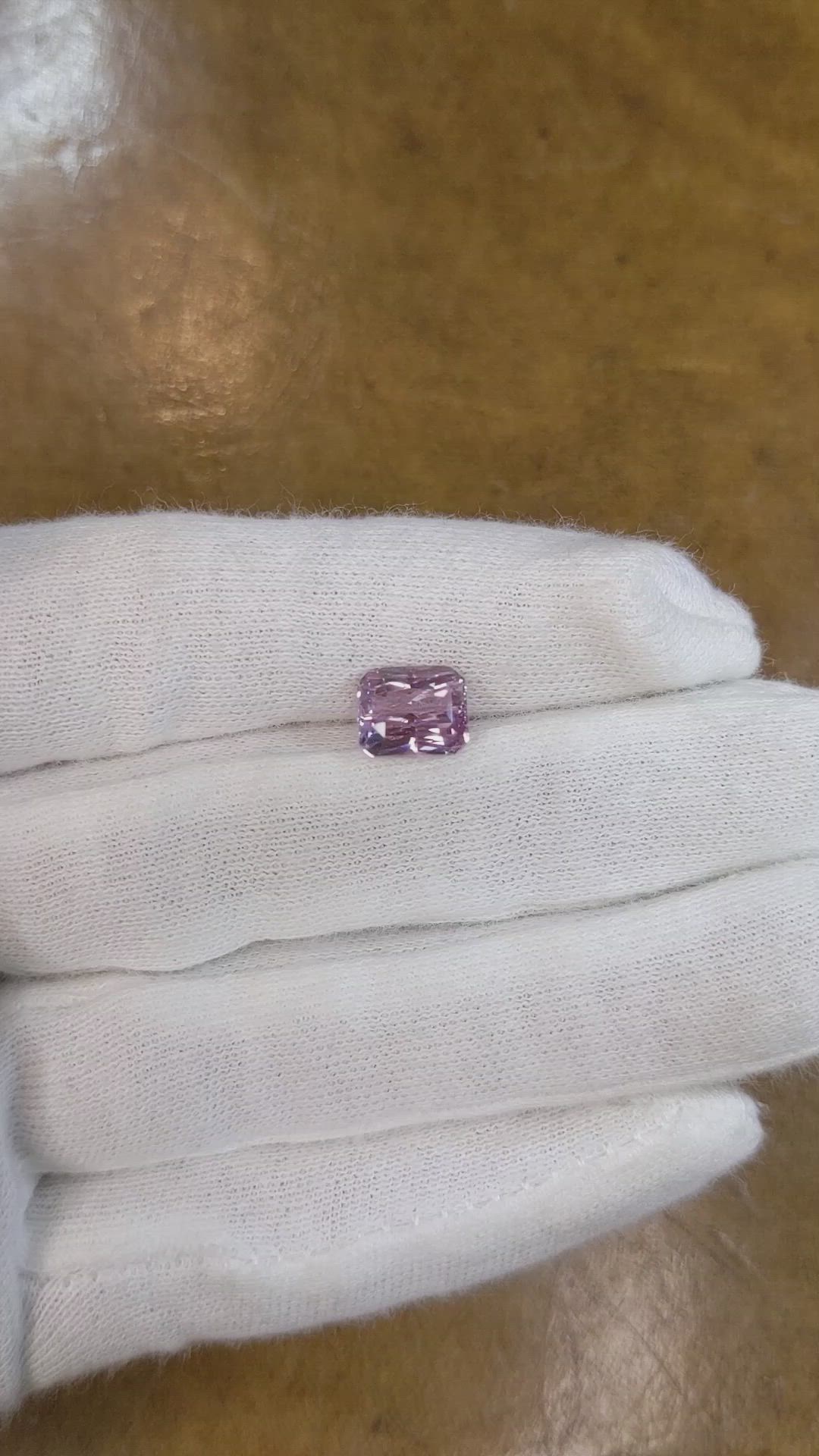 3.06 Ct. Sapphire from Ceylon (Sri Lanka) Size Video